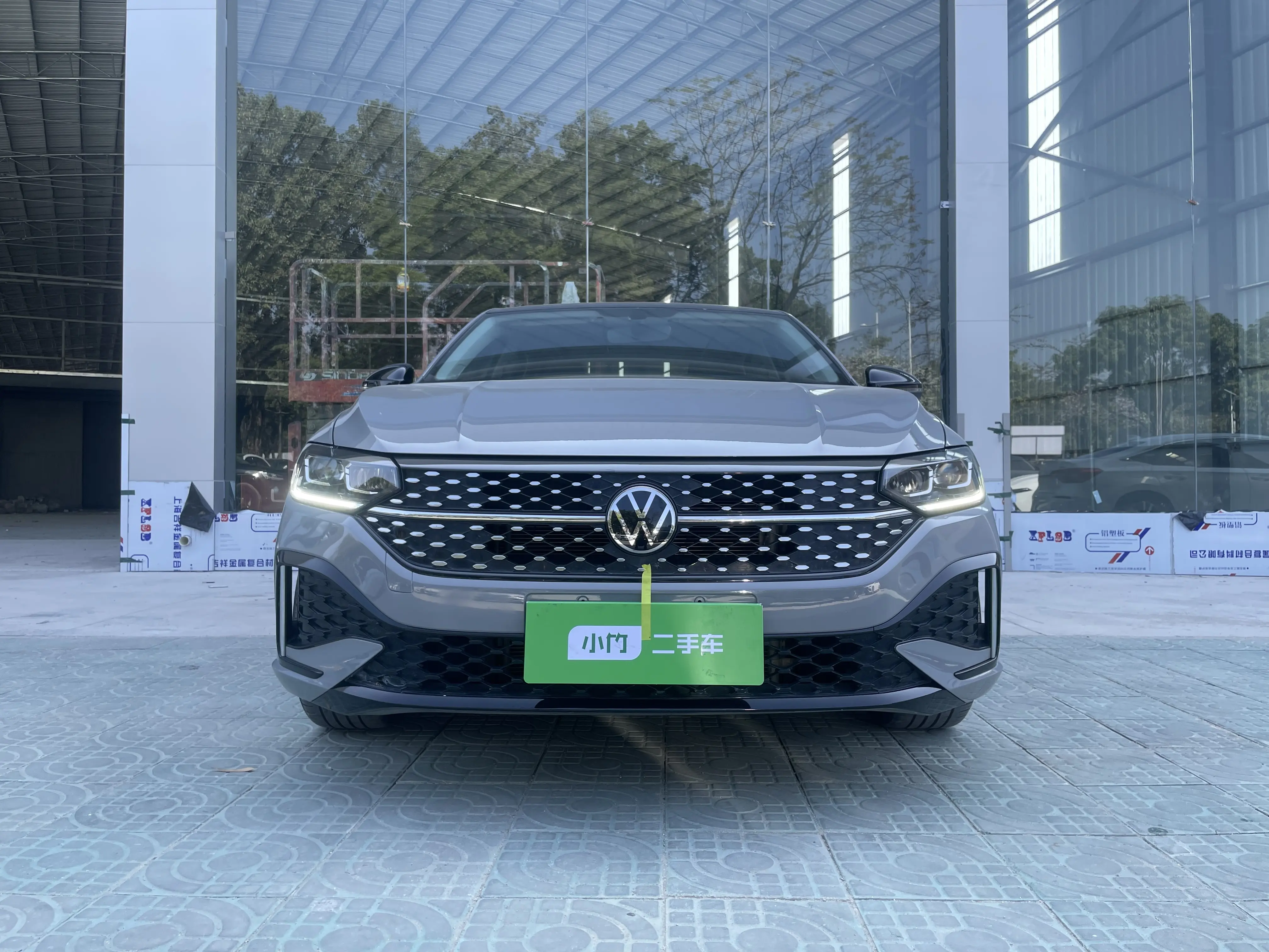 Volkswagen Lavida  из Китая