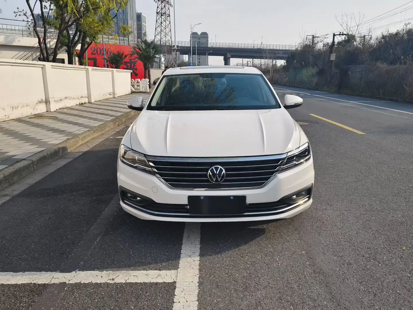 Volkswagen Lavida  из Китая