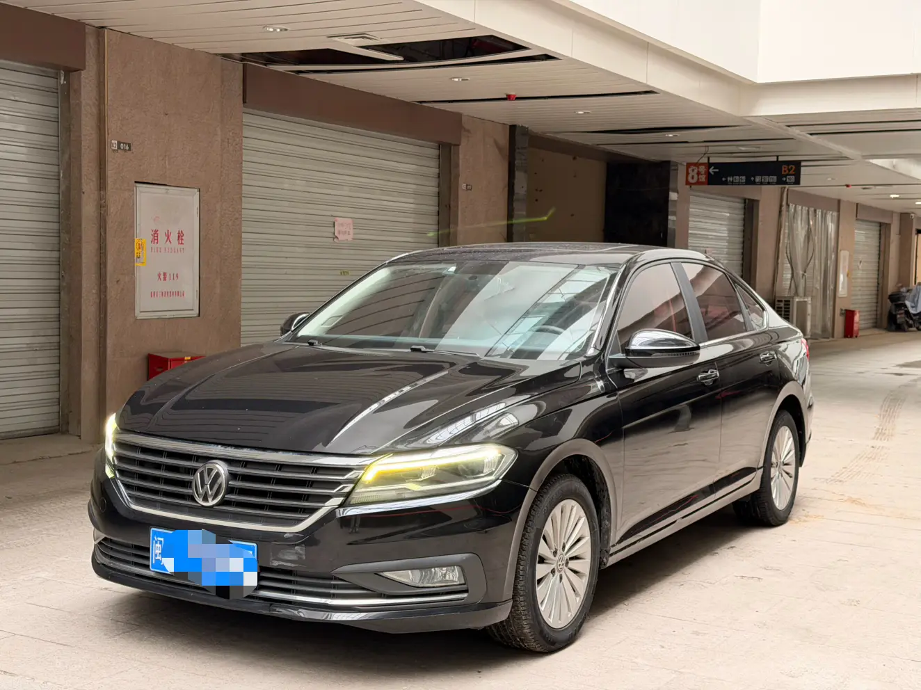 Volkswagen Lavida  из Китая