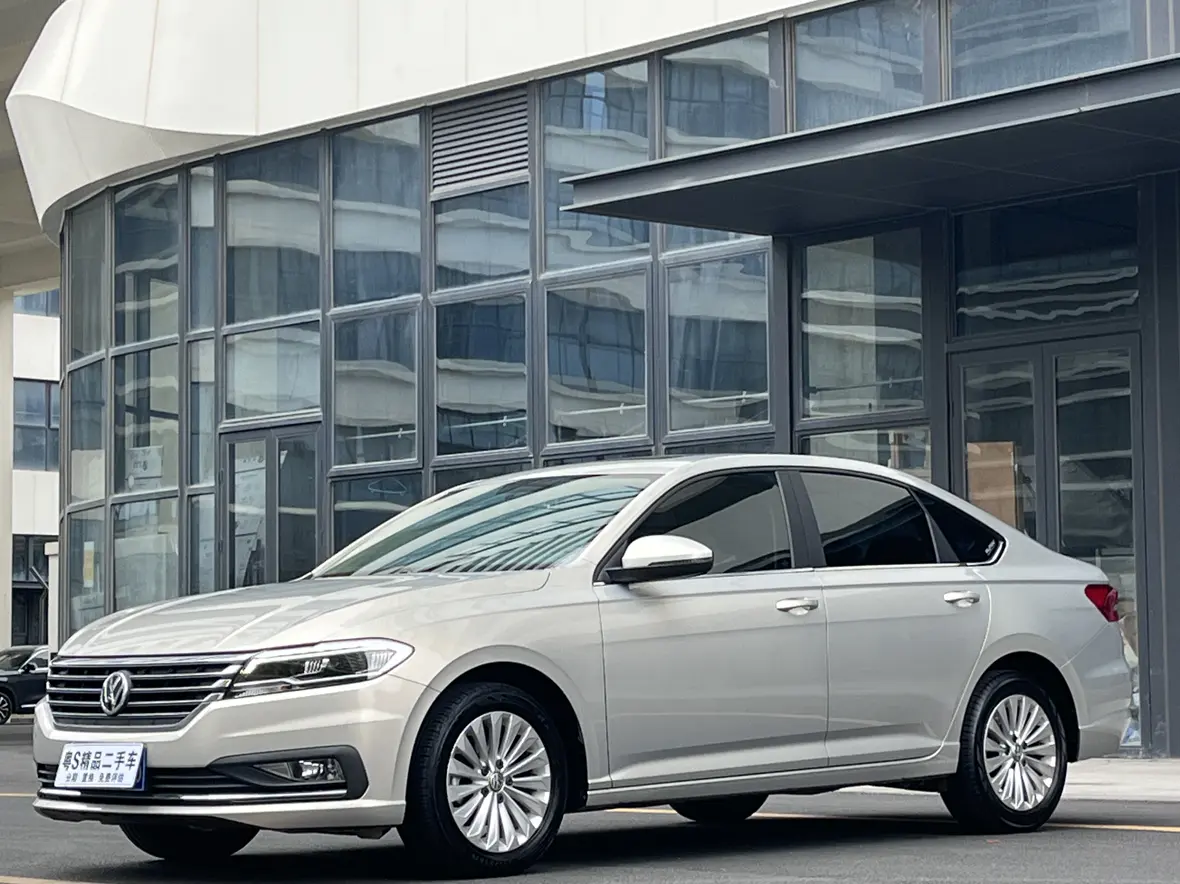 Volkswagen Lavida  из Китая