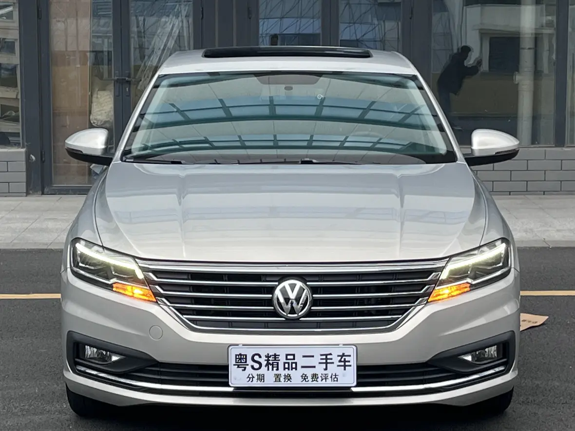 Volkswagen Lavida  из Китая