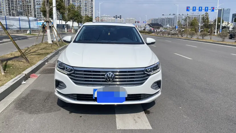 Volkswagen Lavida  из Китая