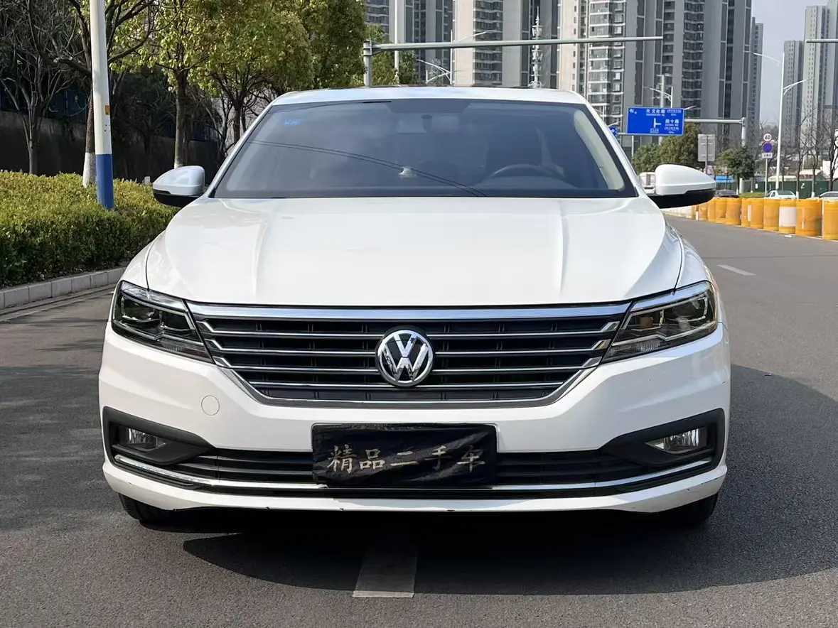 Volkswagen Lavida  из Китая