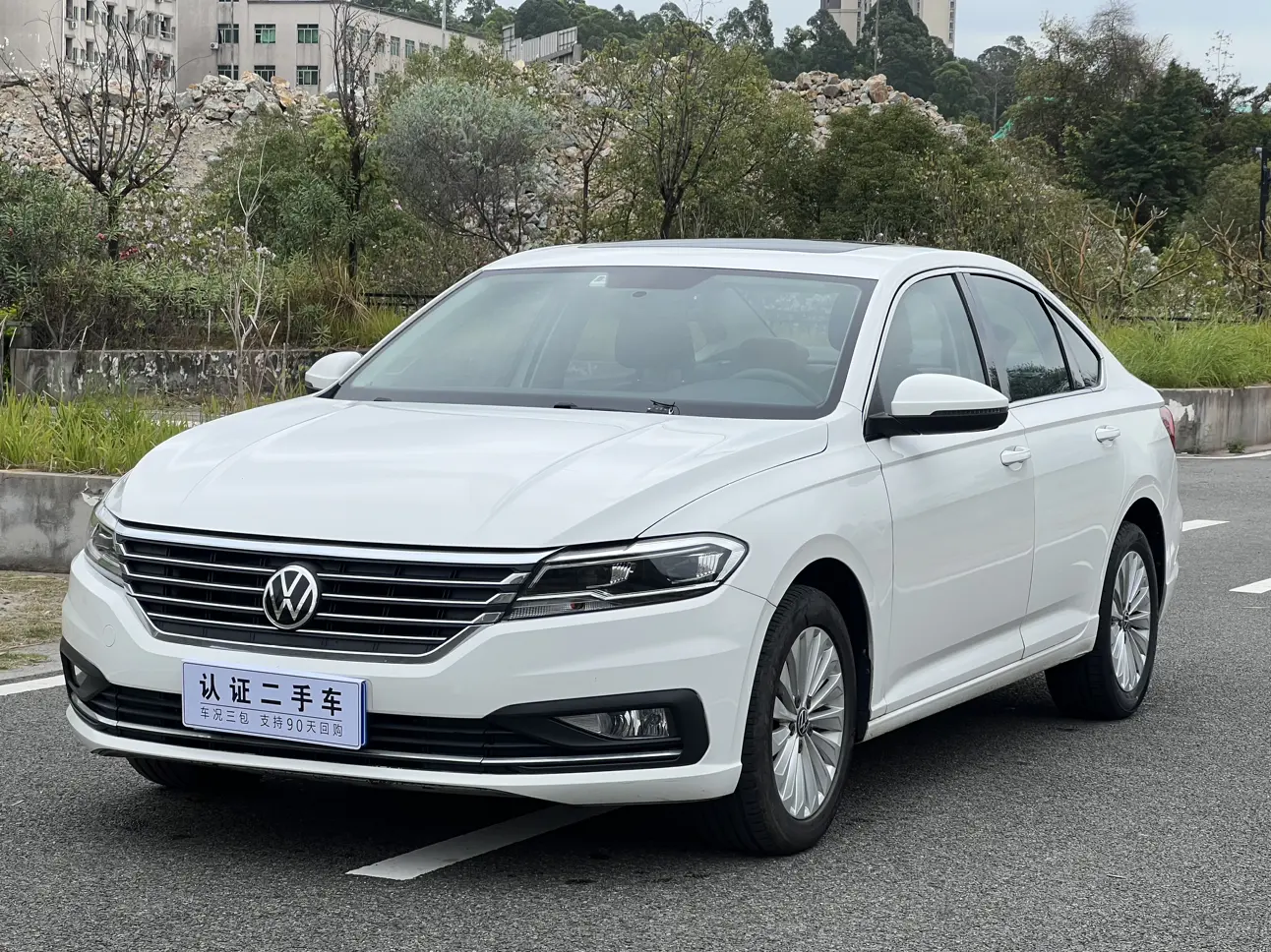 Volkswagen Lavida  из Китая