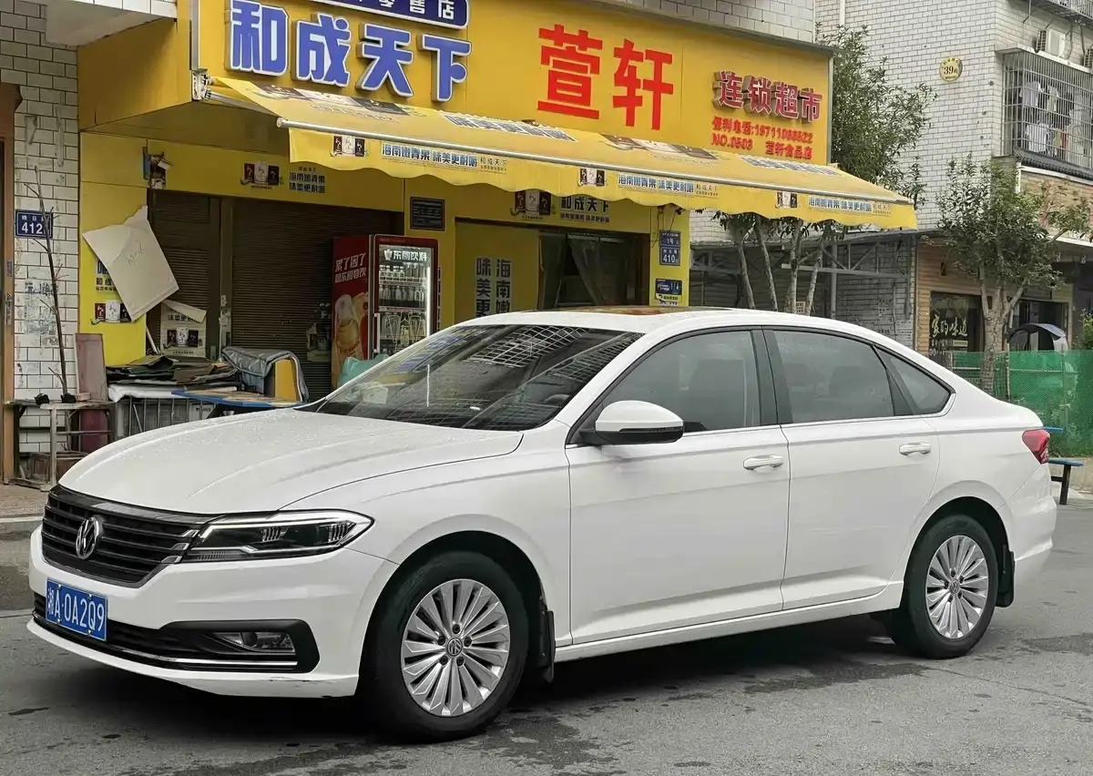 Volkswagen Lavida  из Китая