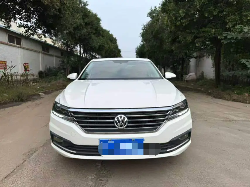 Volkswagen Lavida  из Китая