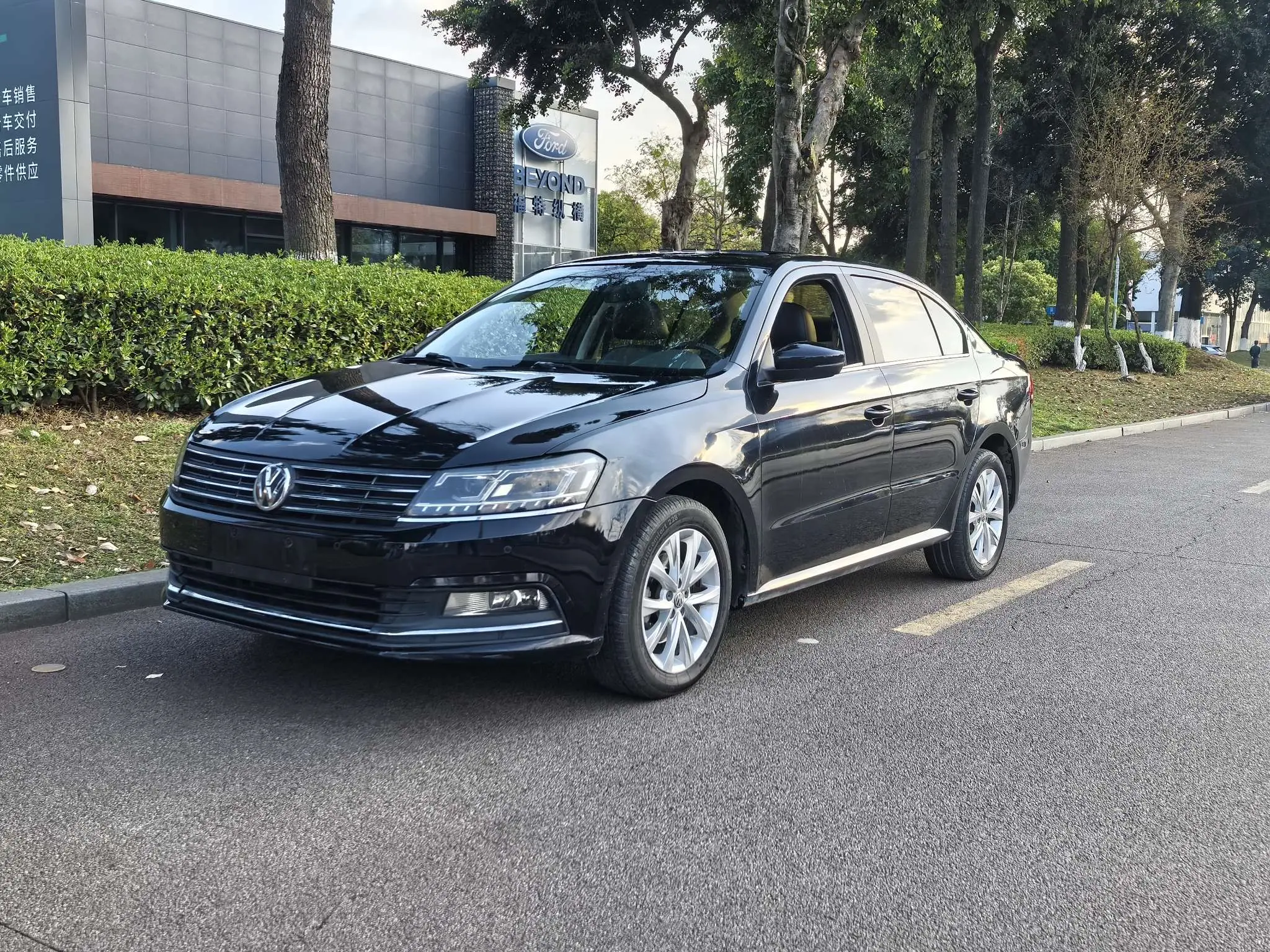 Volkswagen Lavida  из Китая