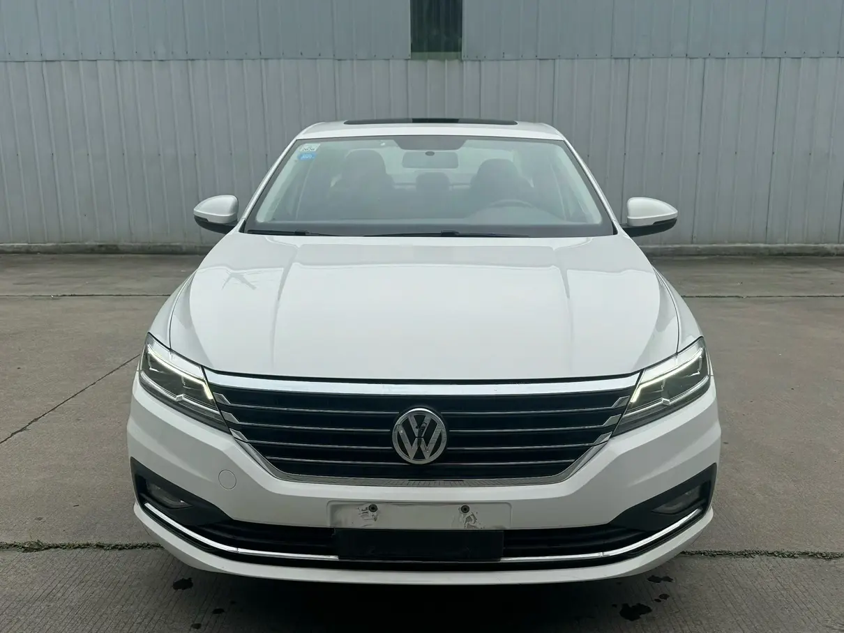 Volkswagen Lavida  из Китая