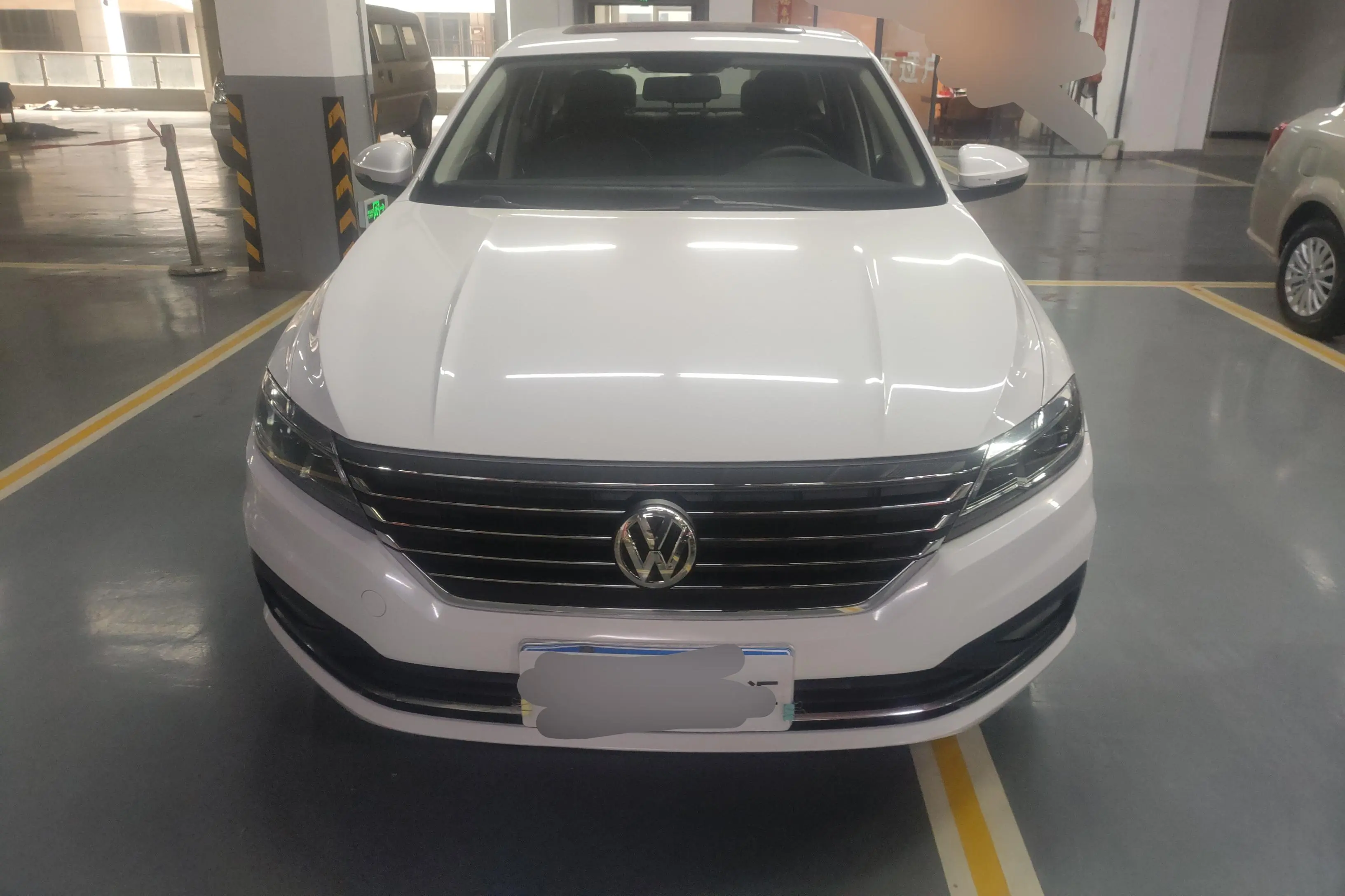 Volkswagen Lavida  из Китая