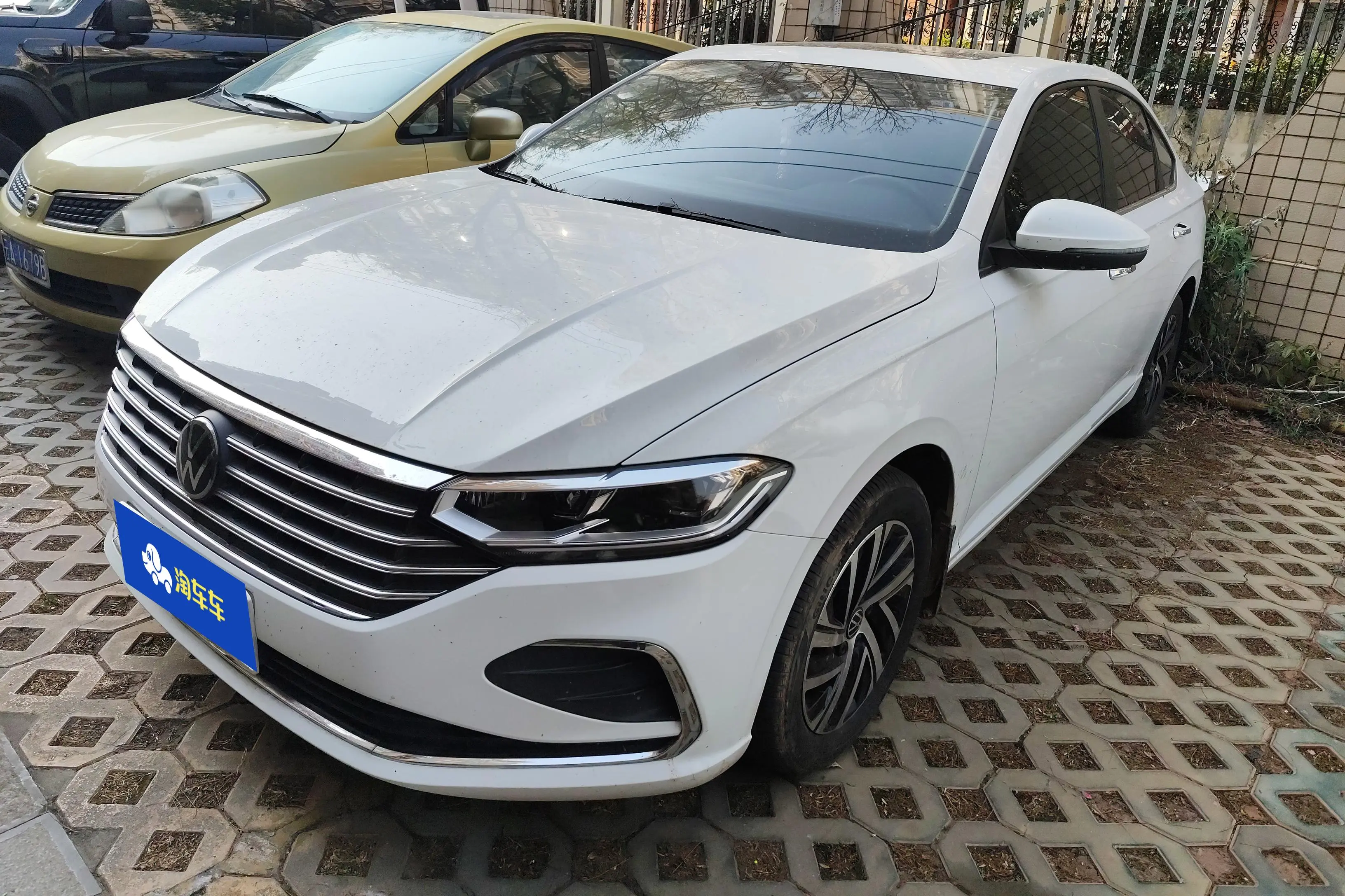 Volkswagen Lavida  из Китая