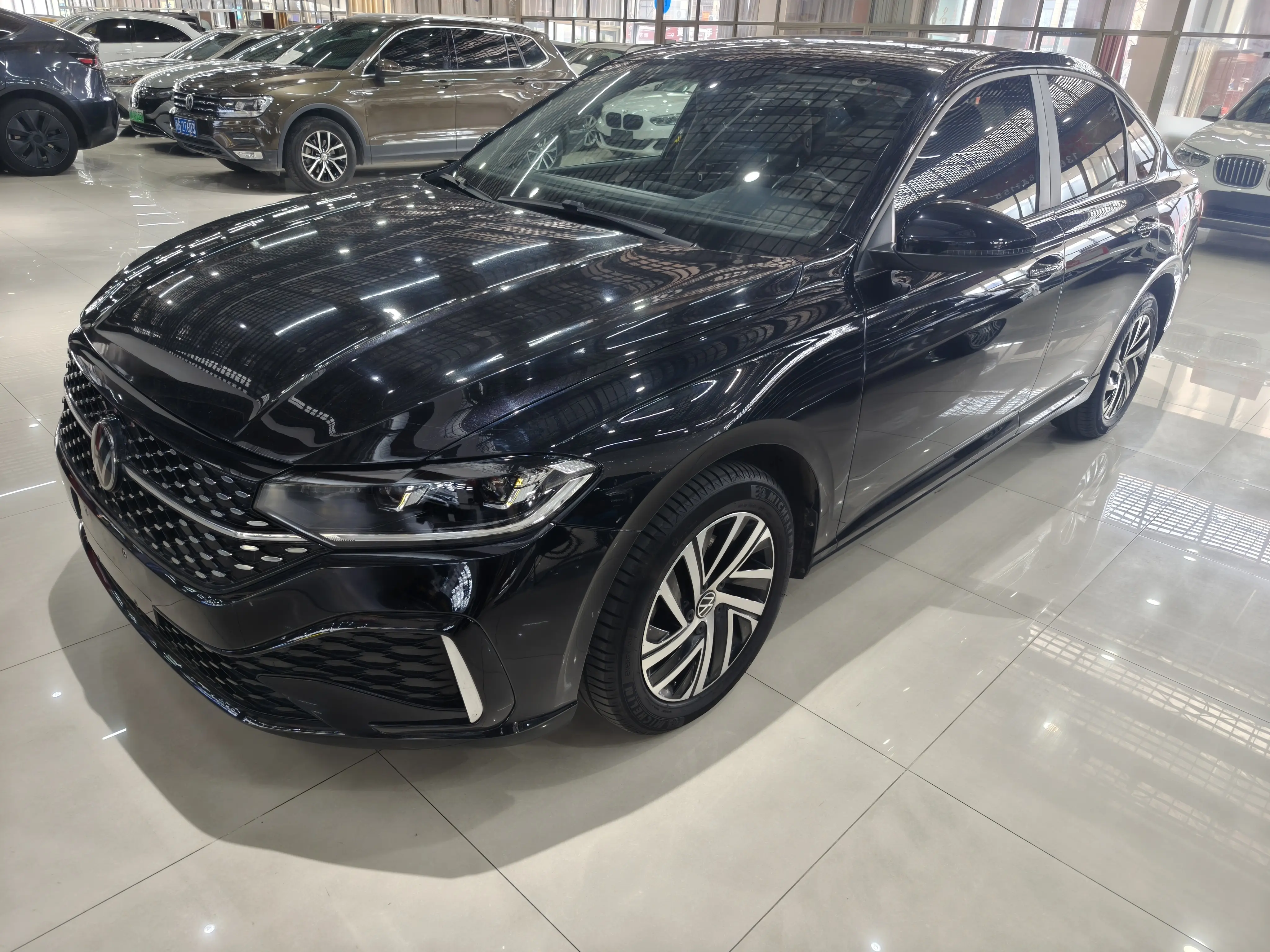 Volkswagen Lavida  из Китая