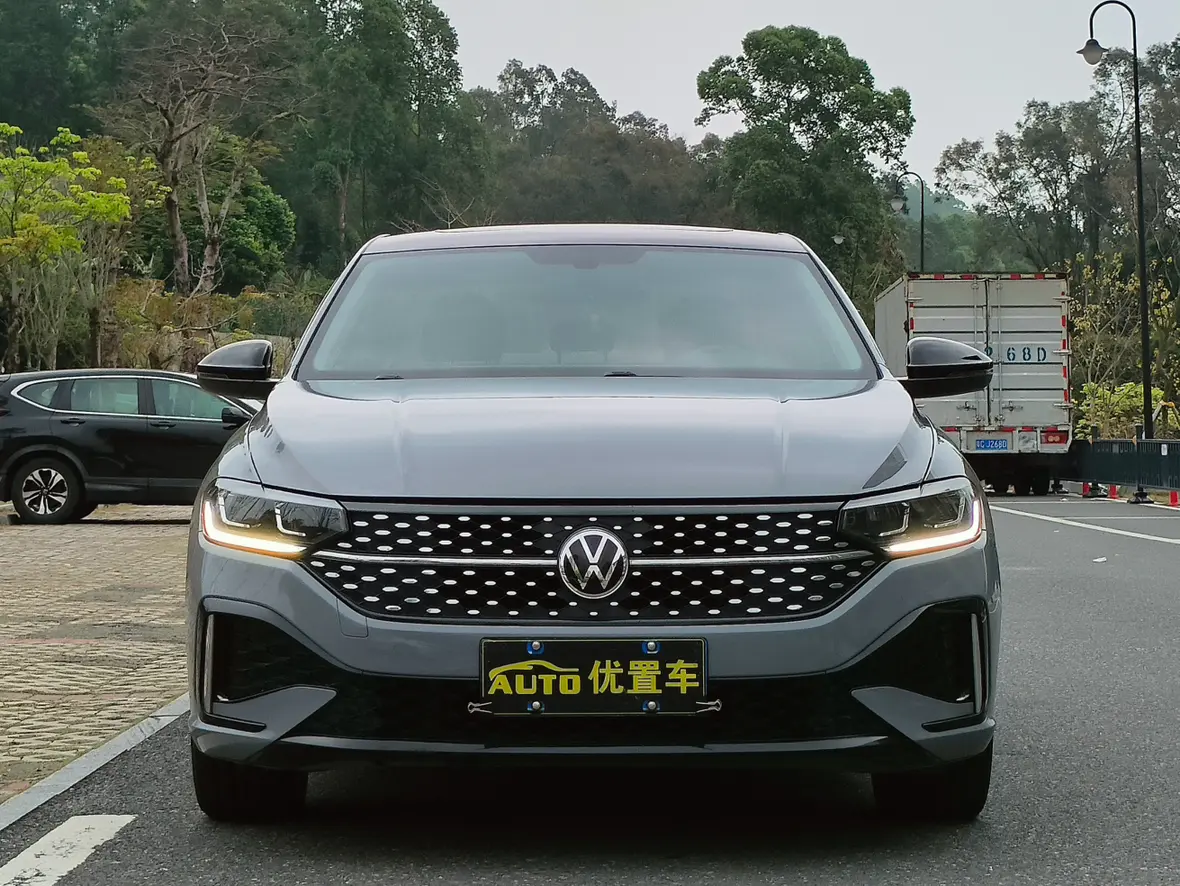 Volkswagen Lavida  из Китая