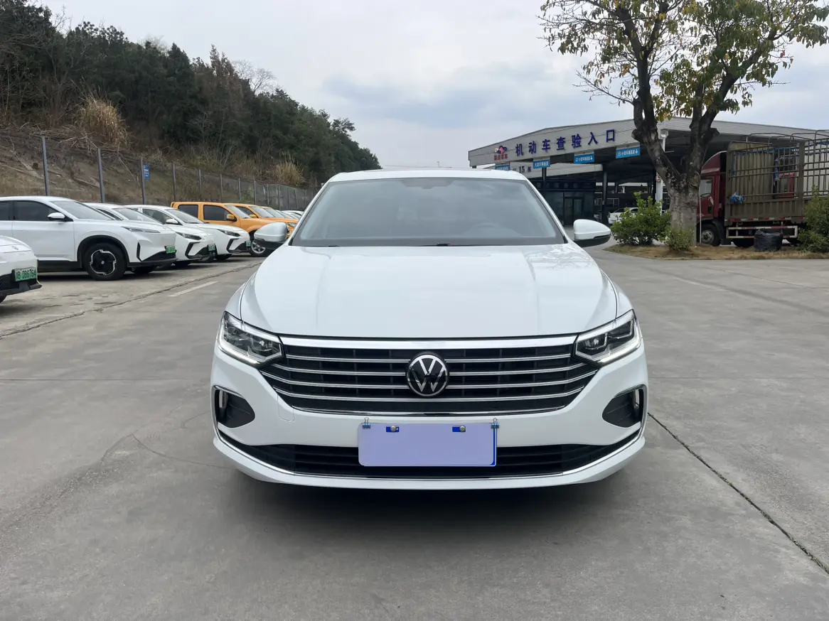 Volkswagen Lavida  из Китая