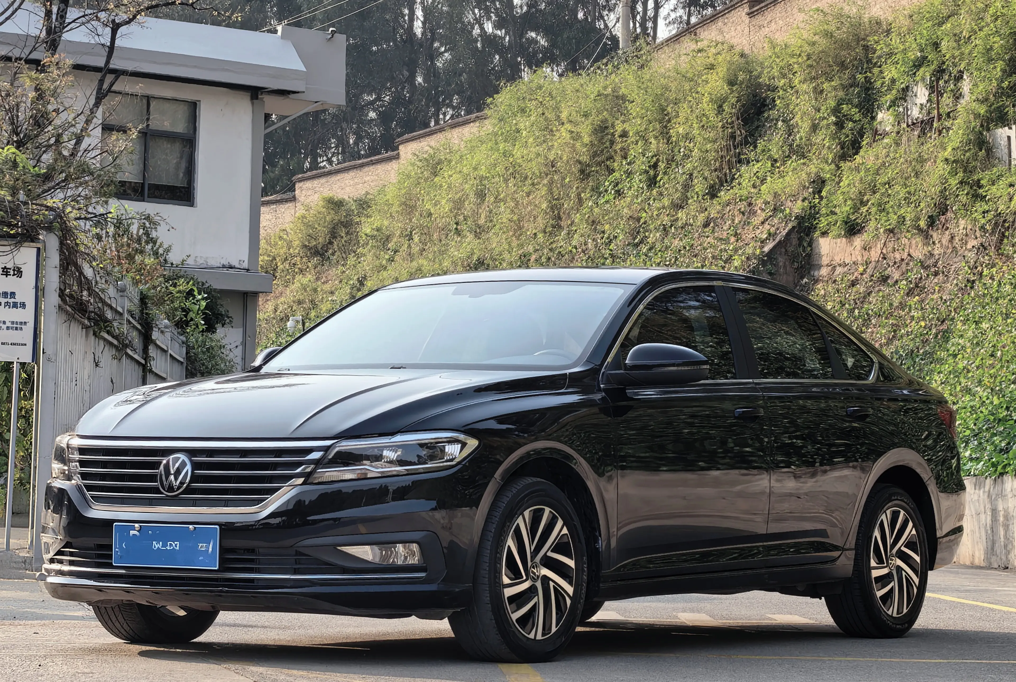 Volkswagen Lavida  из Китая