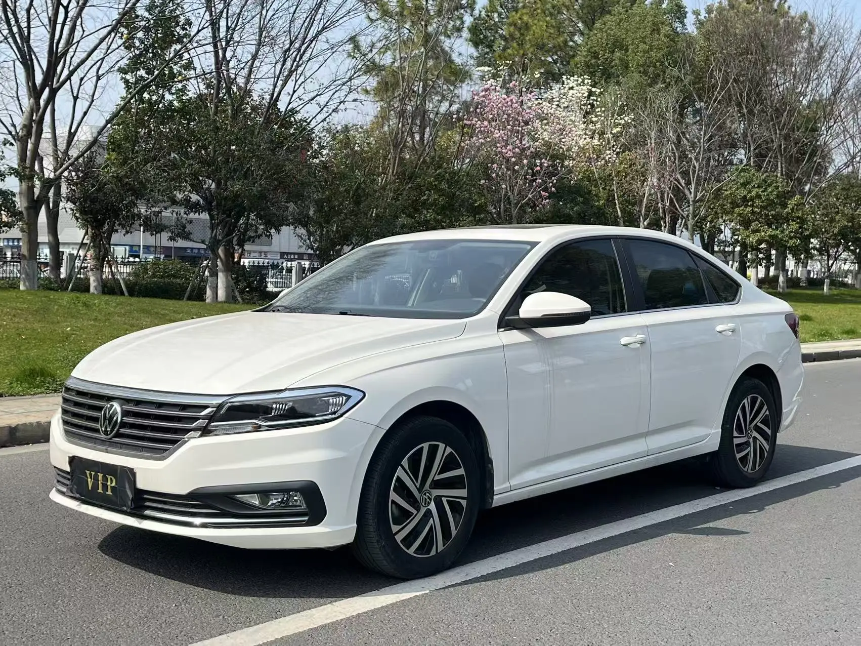 Volkswagen Lavida  из Китая