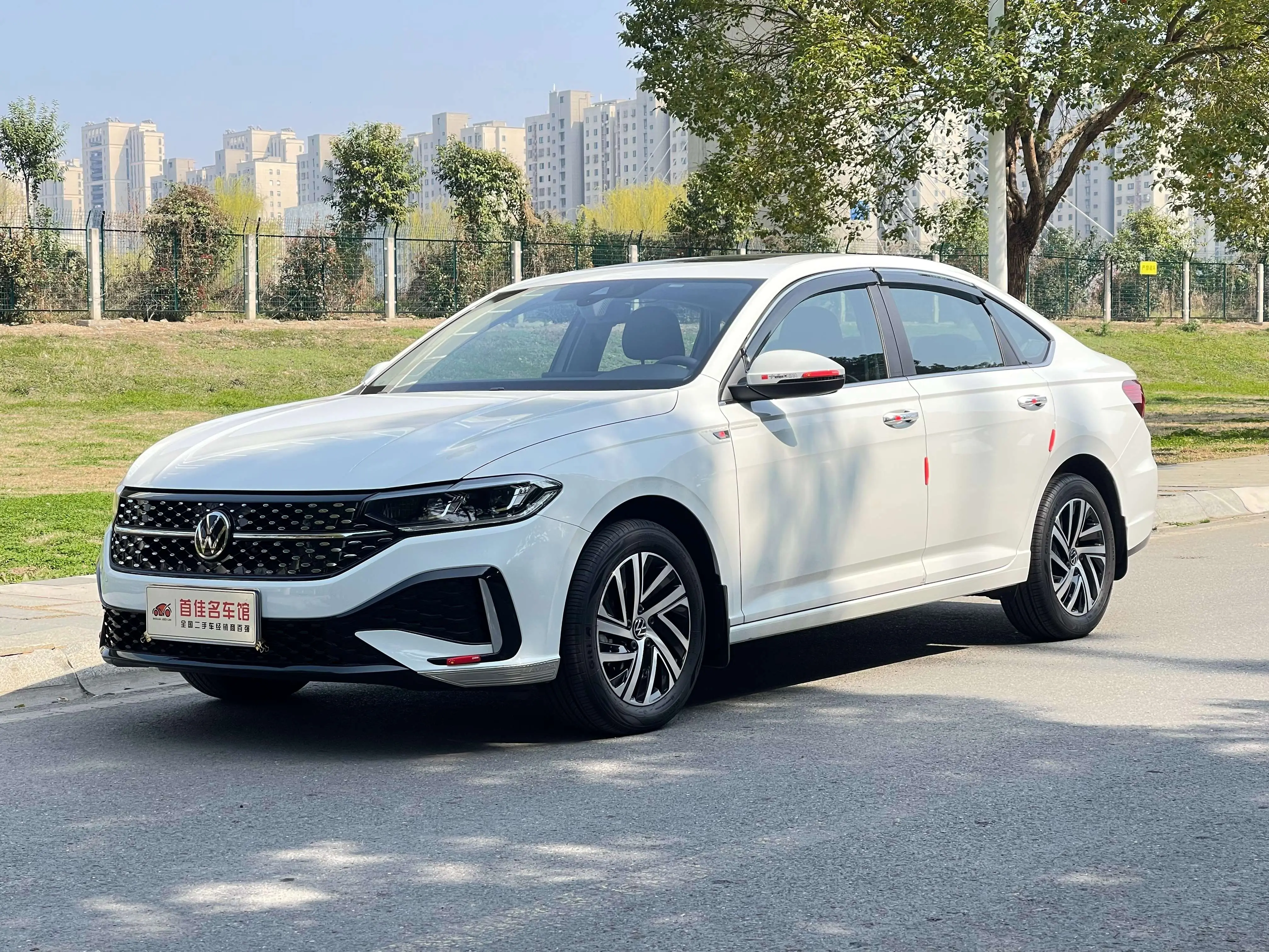 Volkswagen Lavida  из Китая