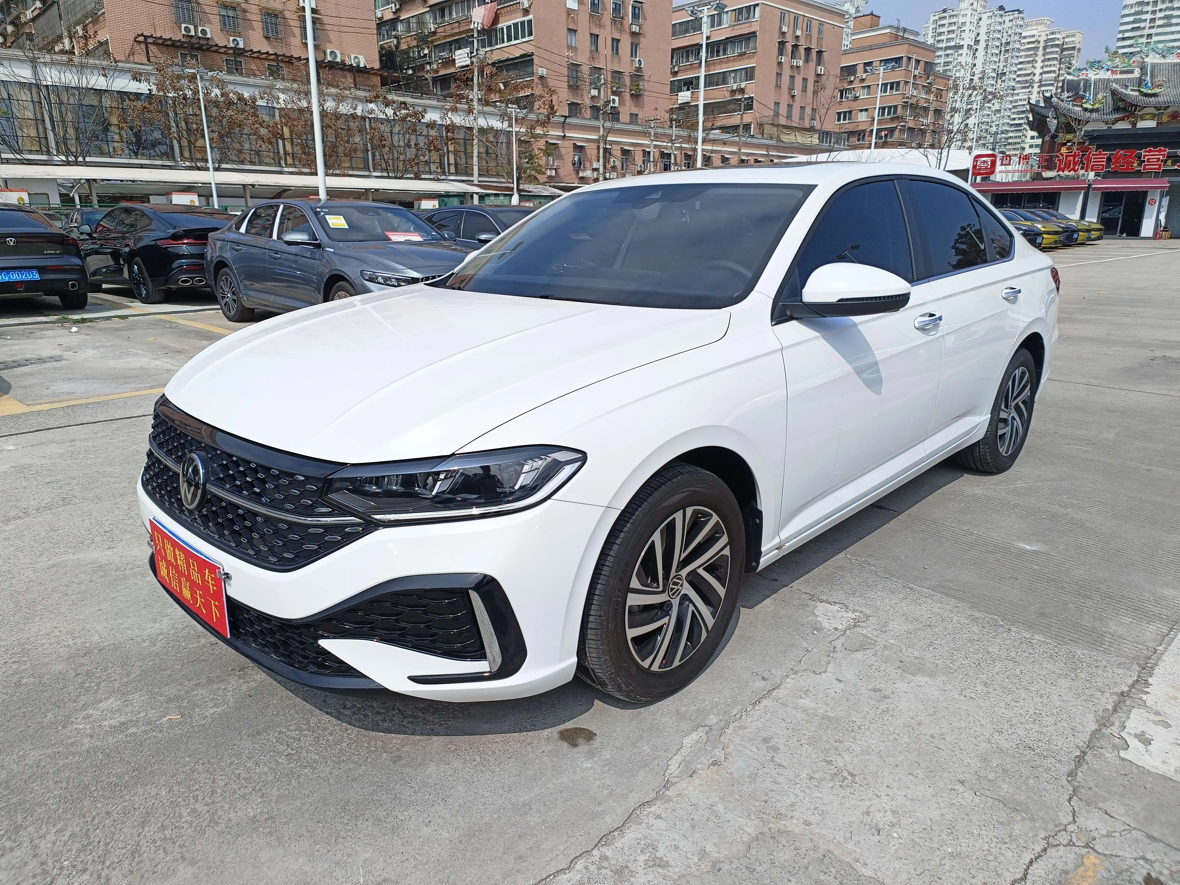 Volkswagen Lavida  из Китая