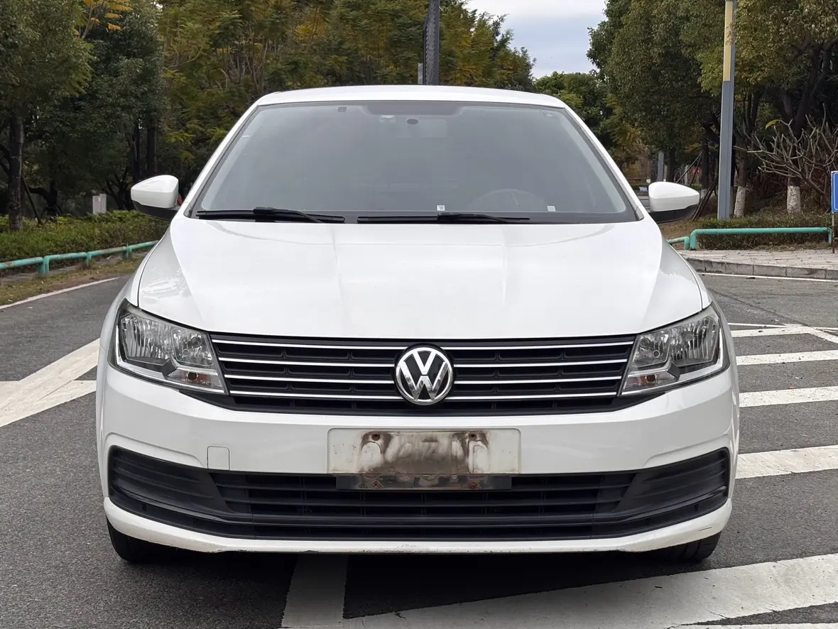 Volkswagen Lavida  из Китая