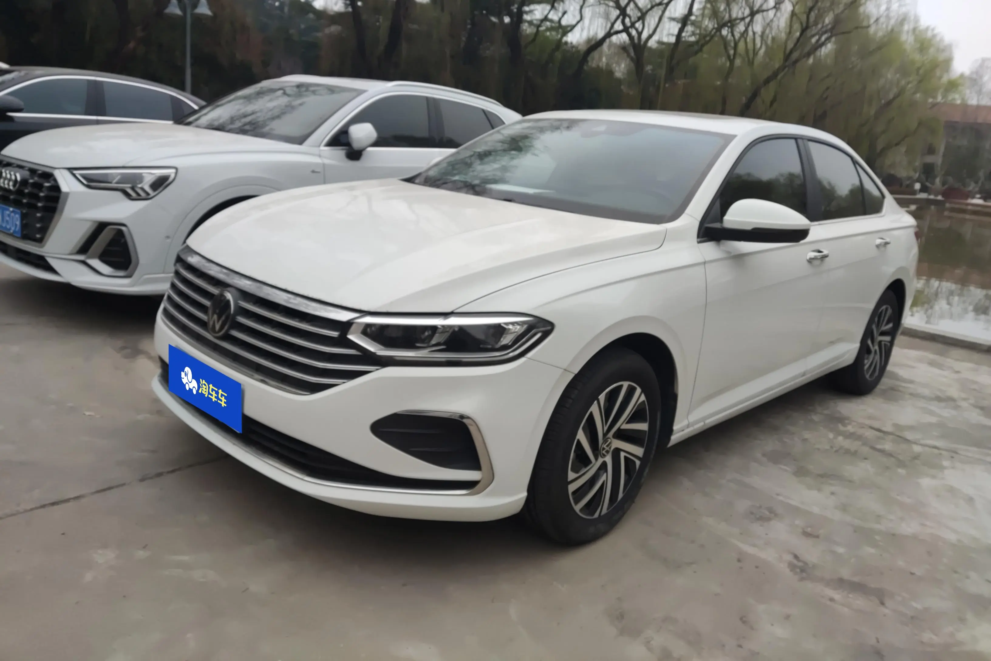 Volkswagen Lavida  из Китая