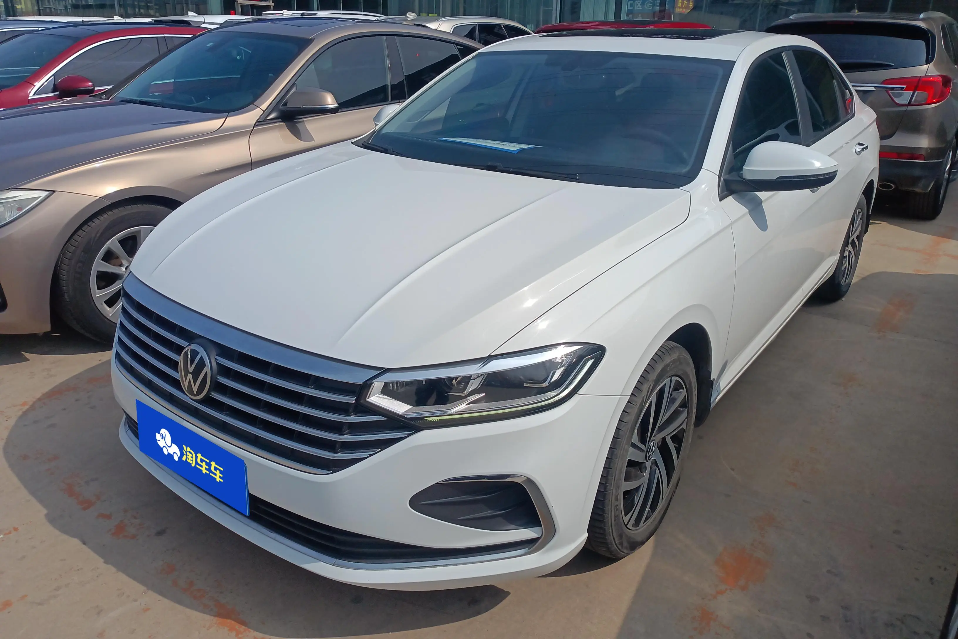 Volkswagen Lavida  из Китая