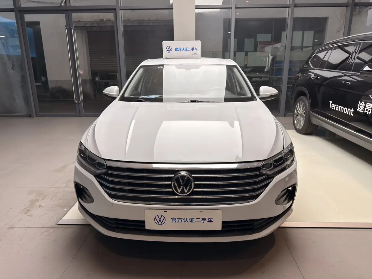 Volkswagen Lavida  из Китая