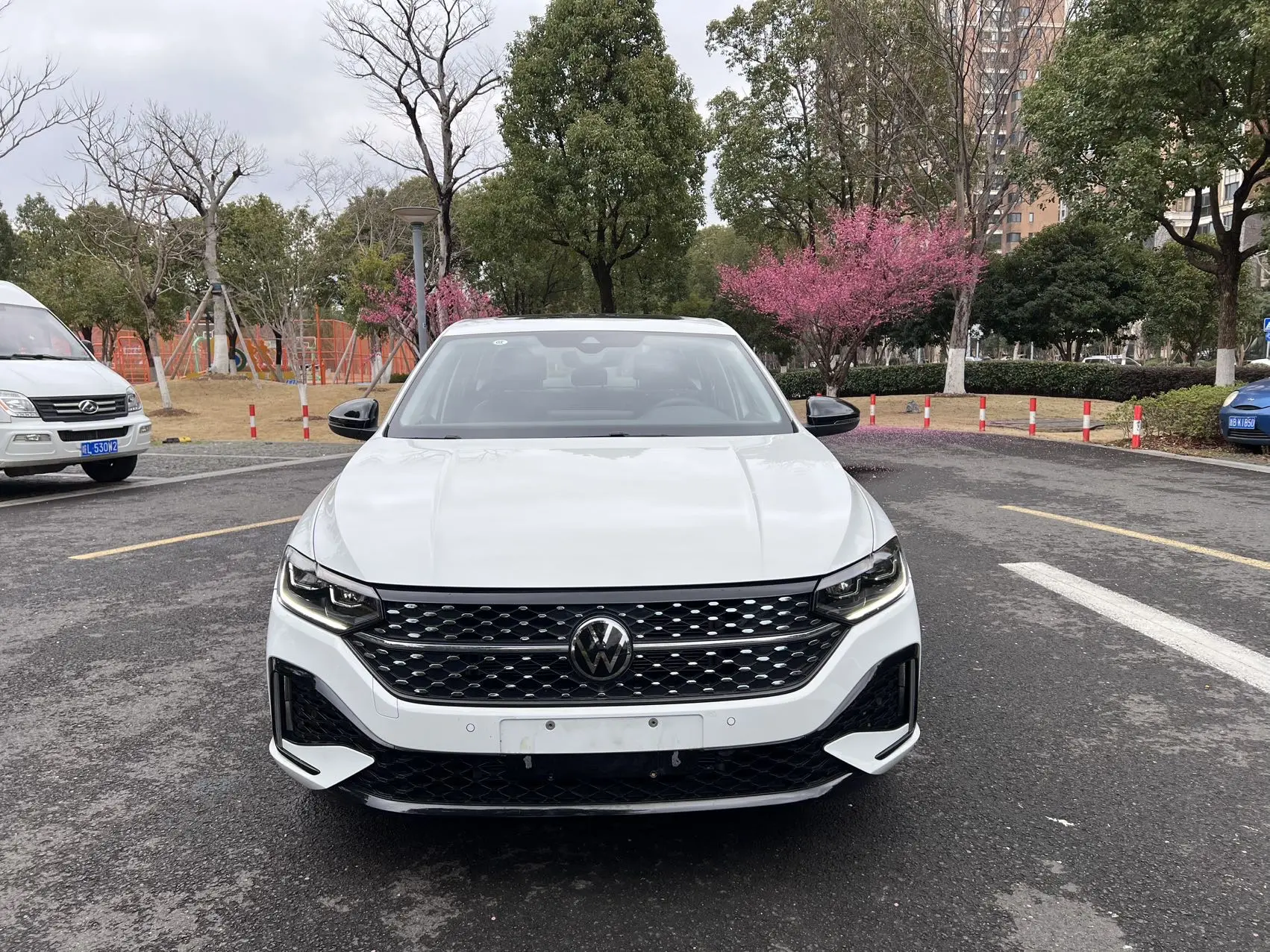 Volkswagen Lavida  из Китая