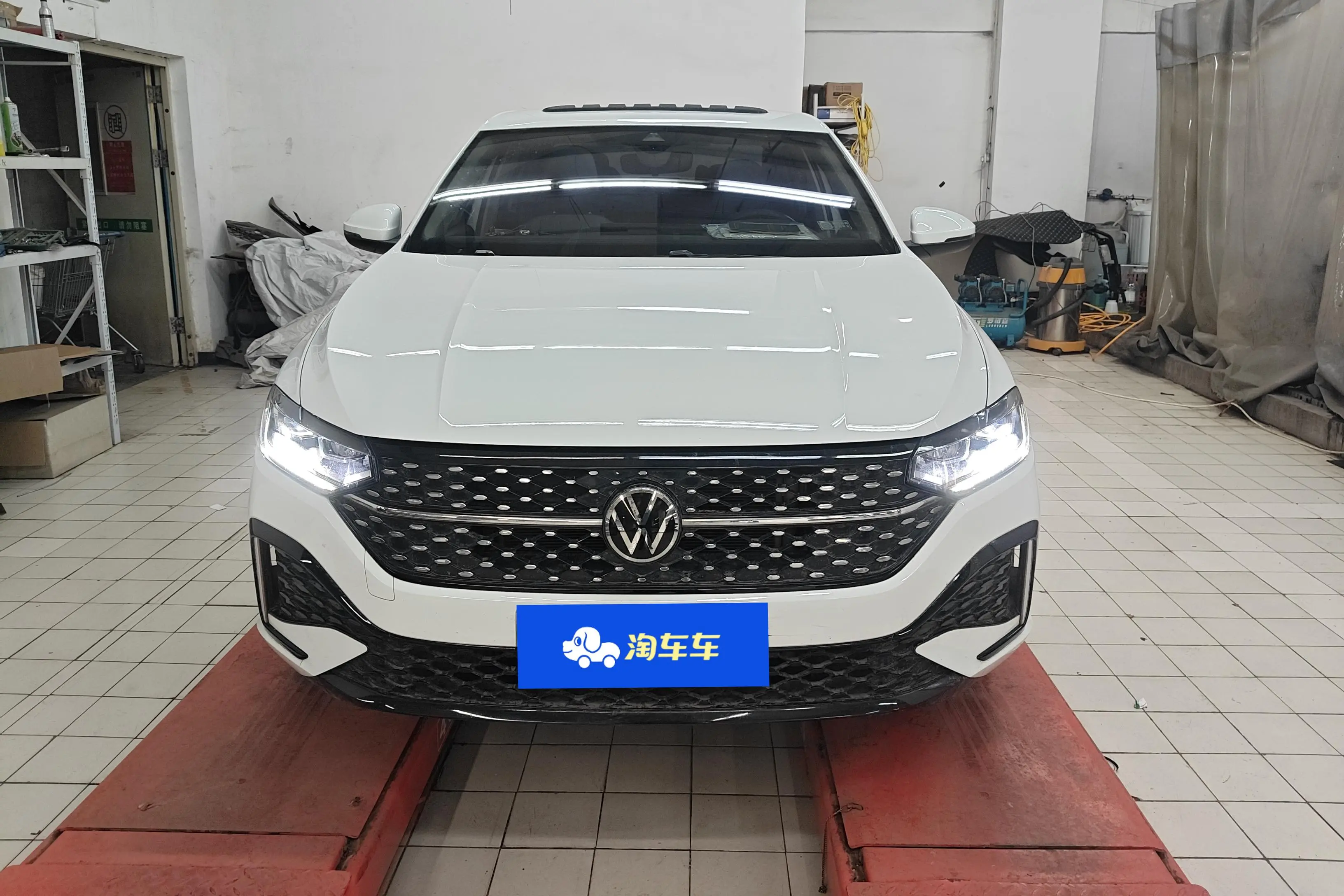 Volkswagen Lavida  из Китая