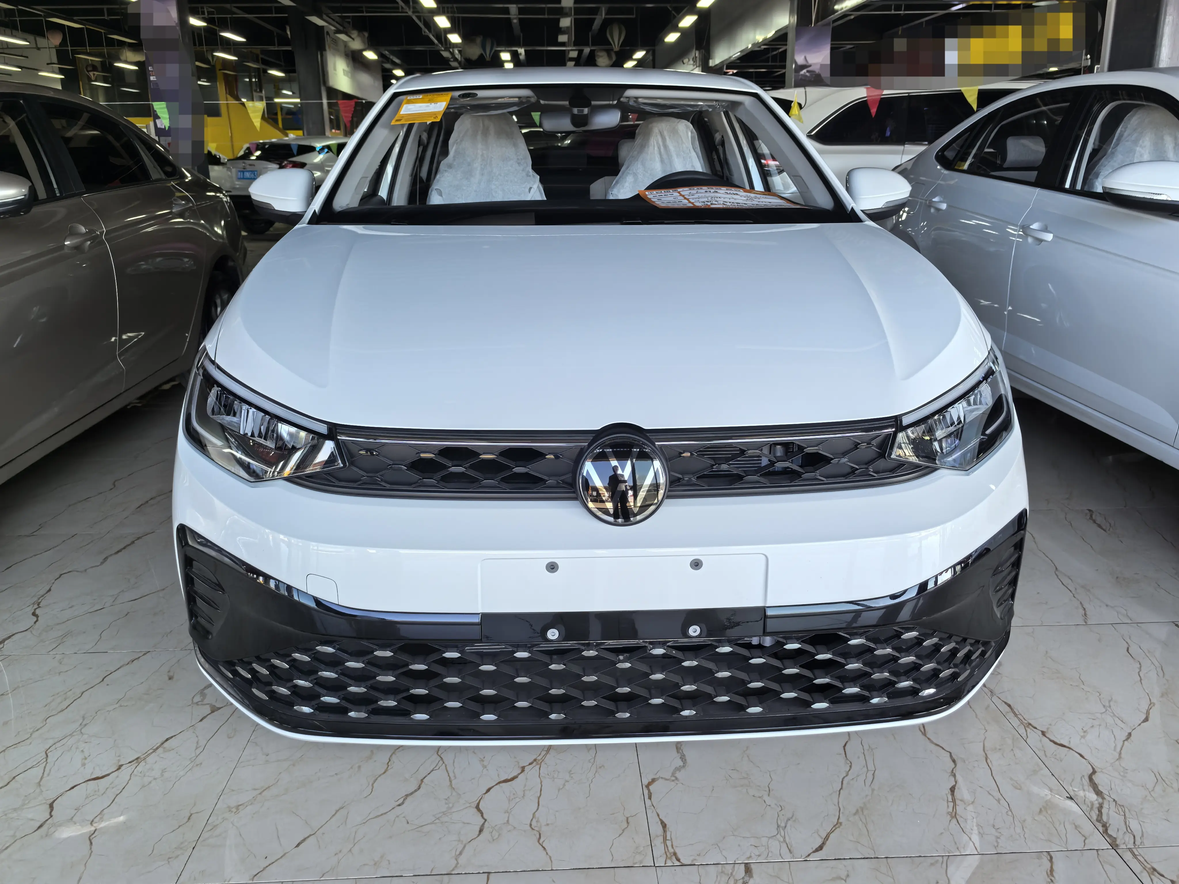 Volkswagen Lavida  из Китая