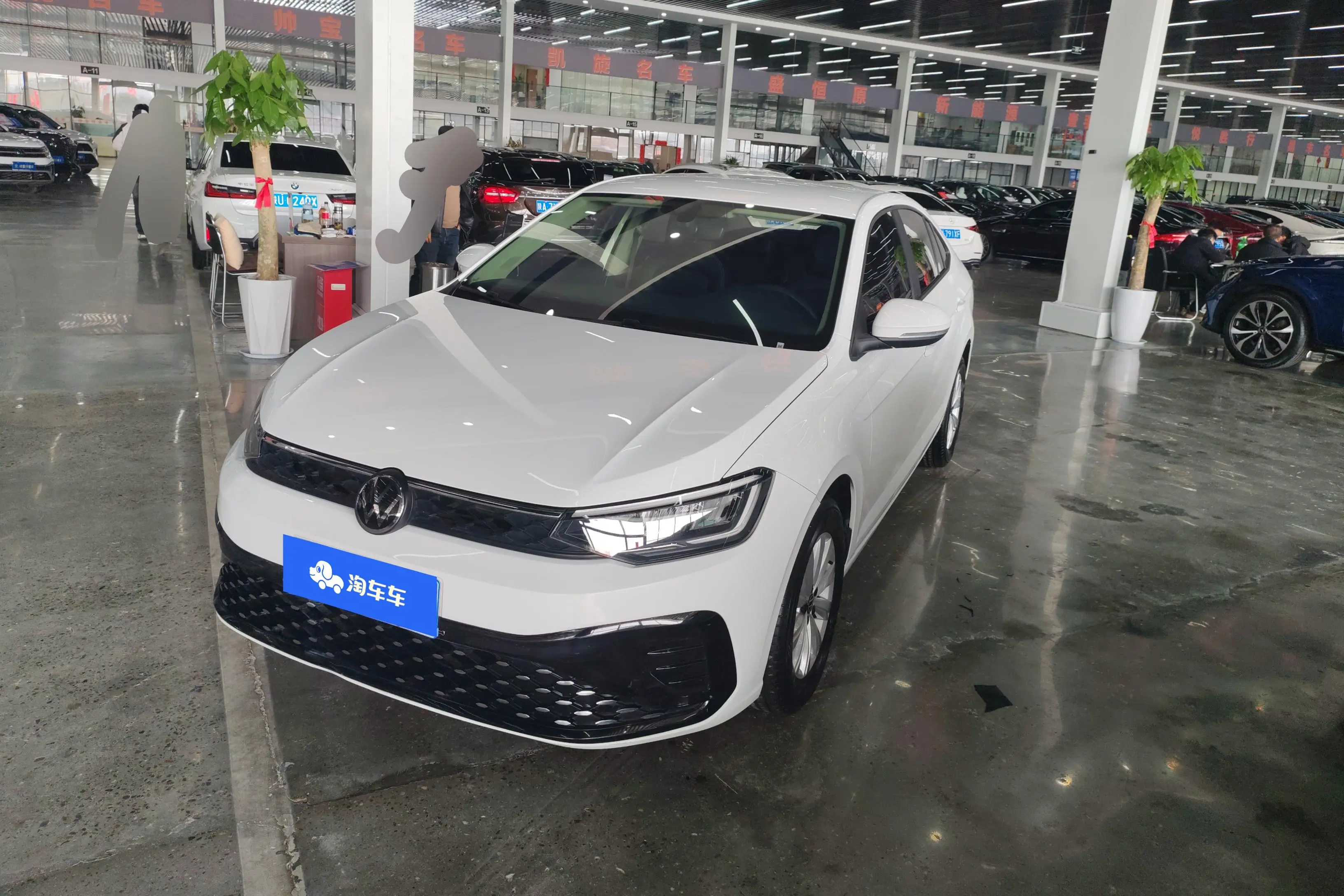 Volkswagen Lavida  из Китая