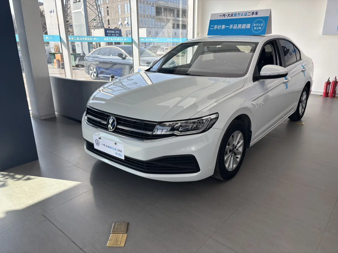 Volkswagen Bora  из Китая