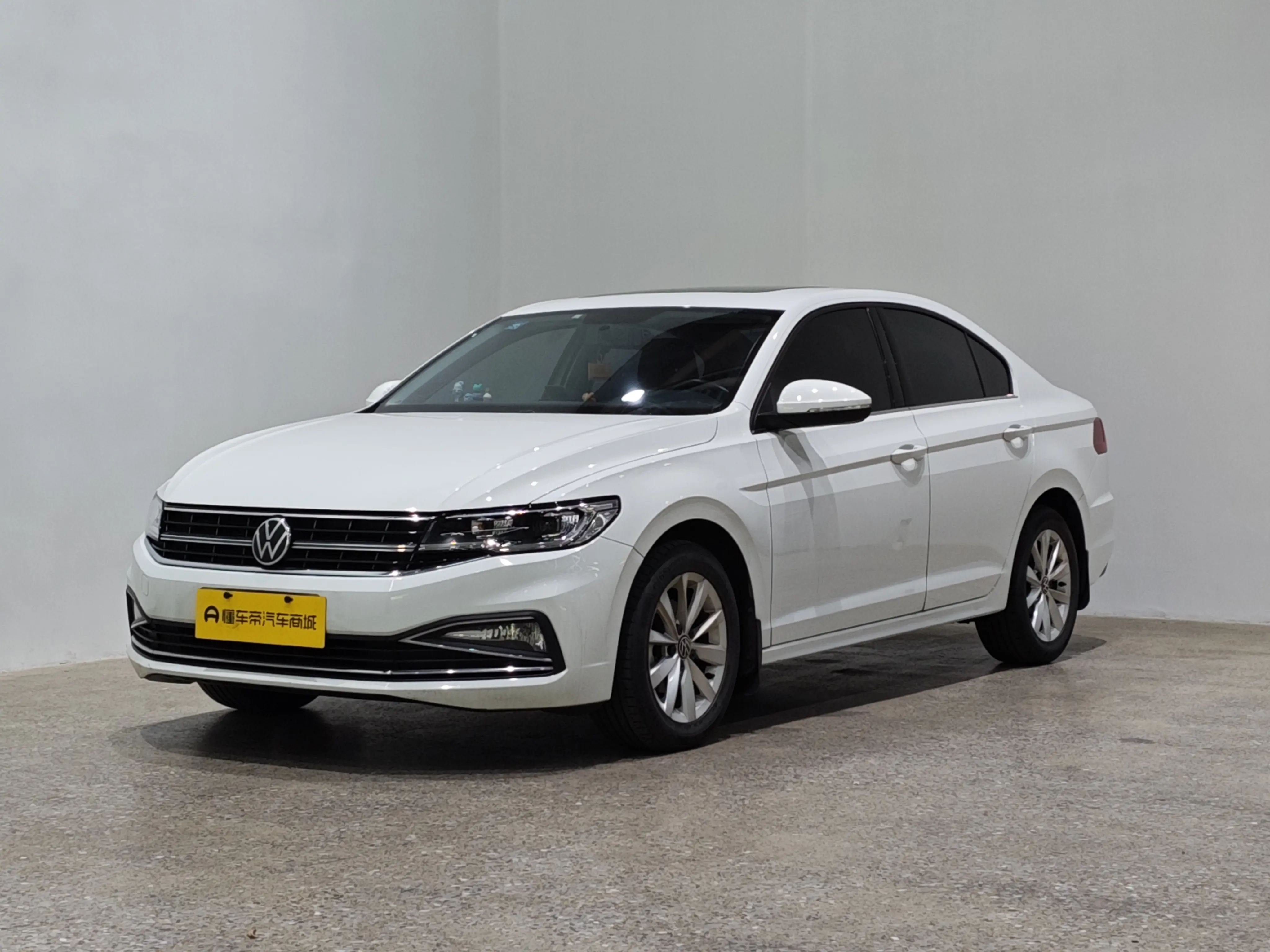 Volkswagen Bora  из Китая