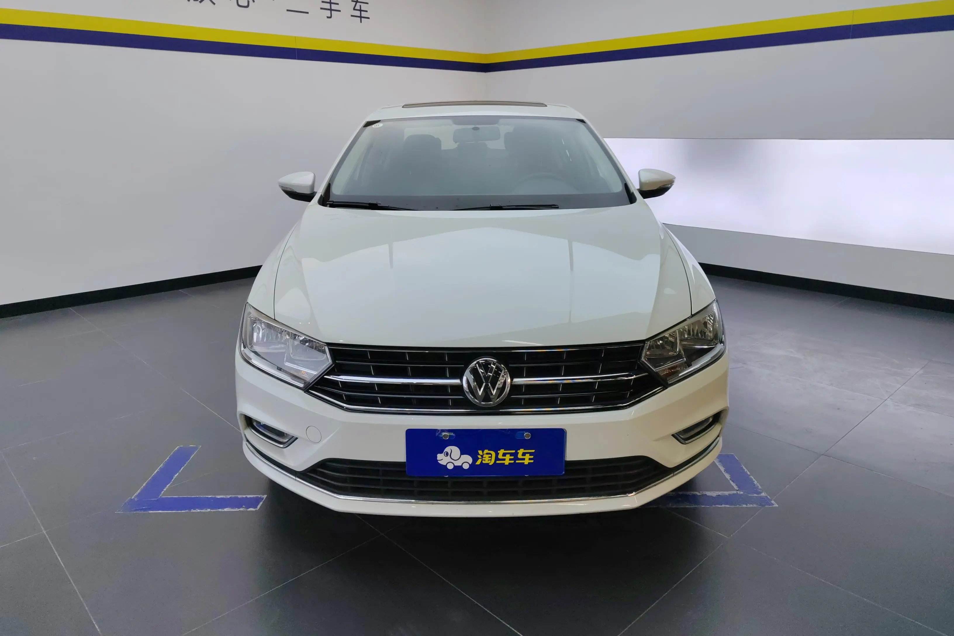 Volkswagen Bora  из Китая