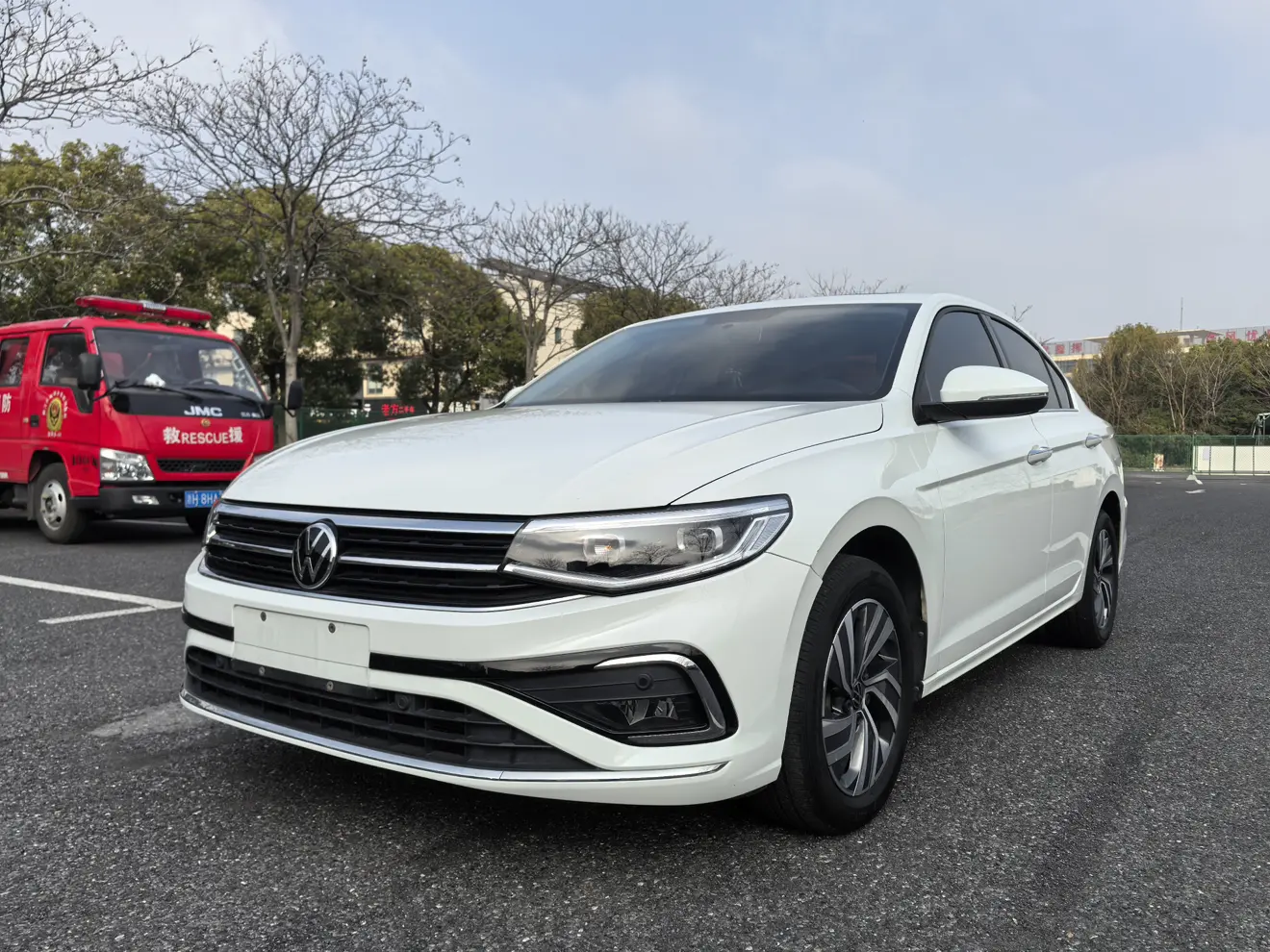 Volkswagen Bora  из Китая