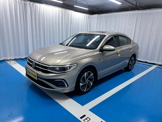 Volkswagen Bora  из Китая