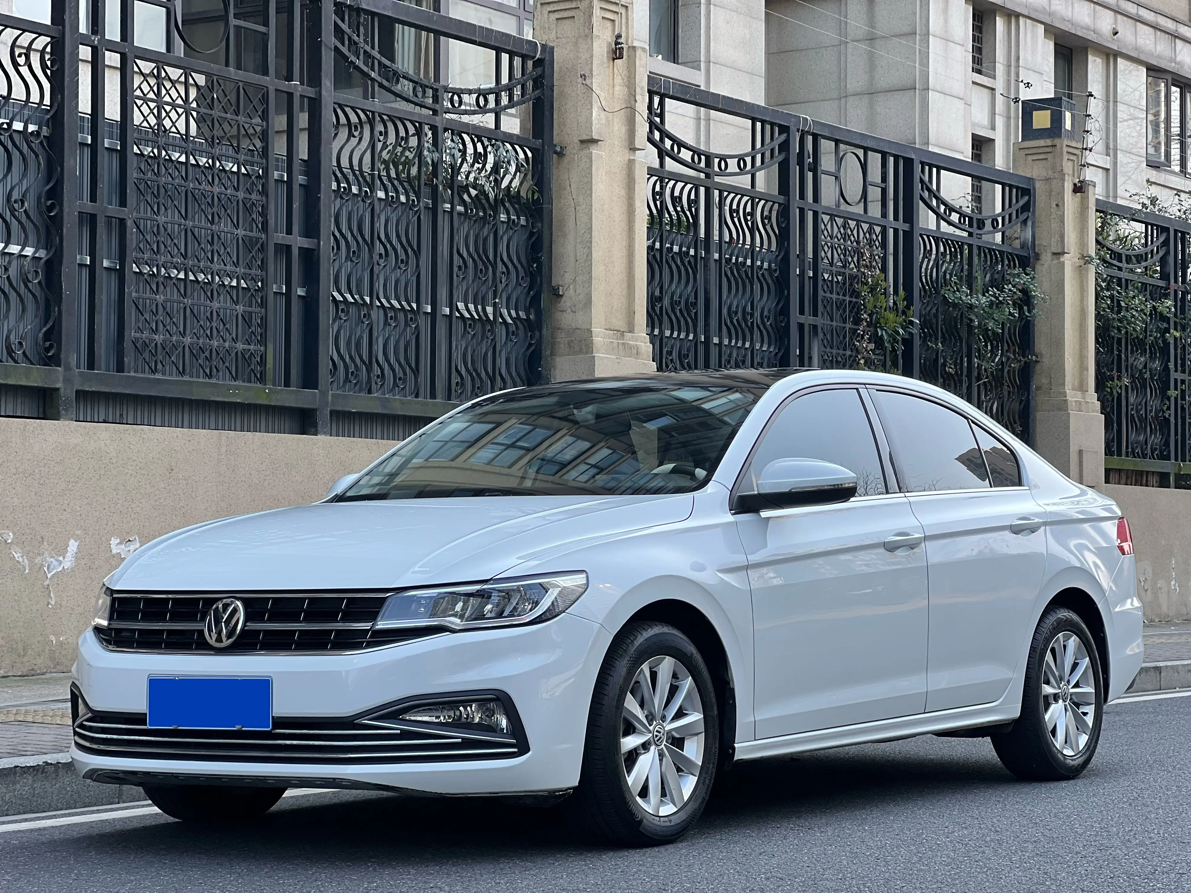 Volkswagen Bora  из Китая