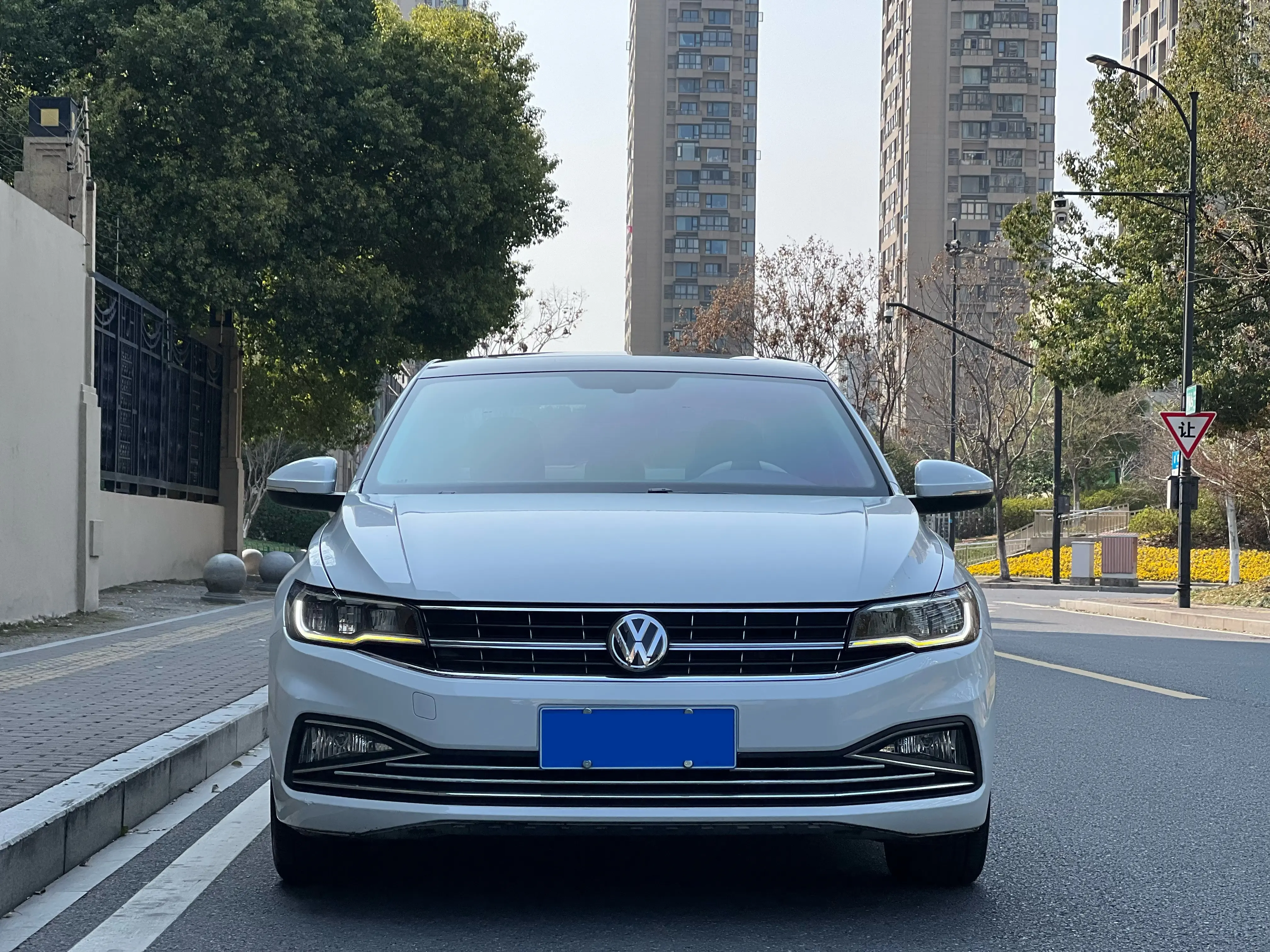 Volkswagen Bora  из Китая