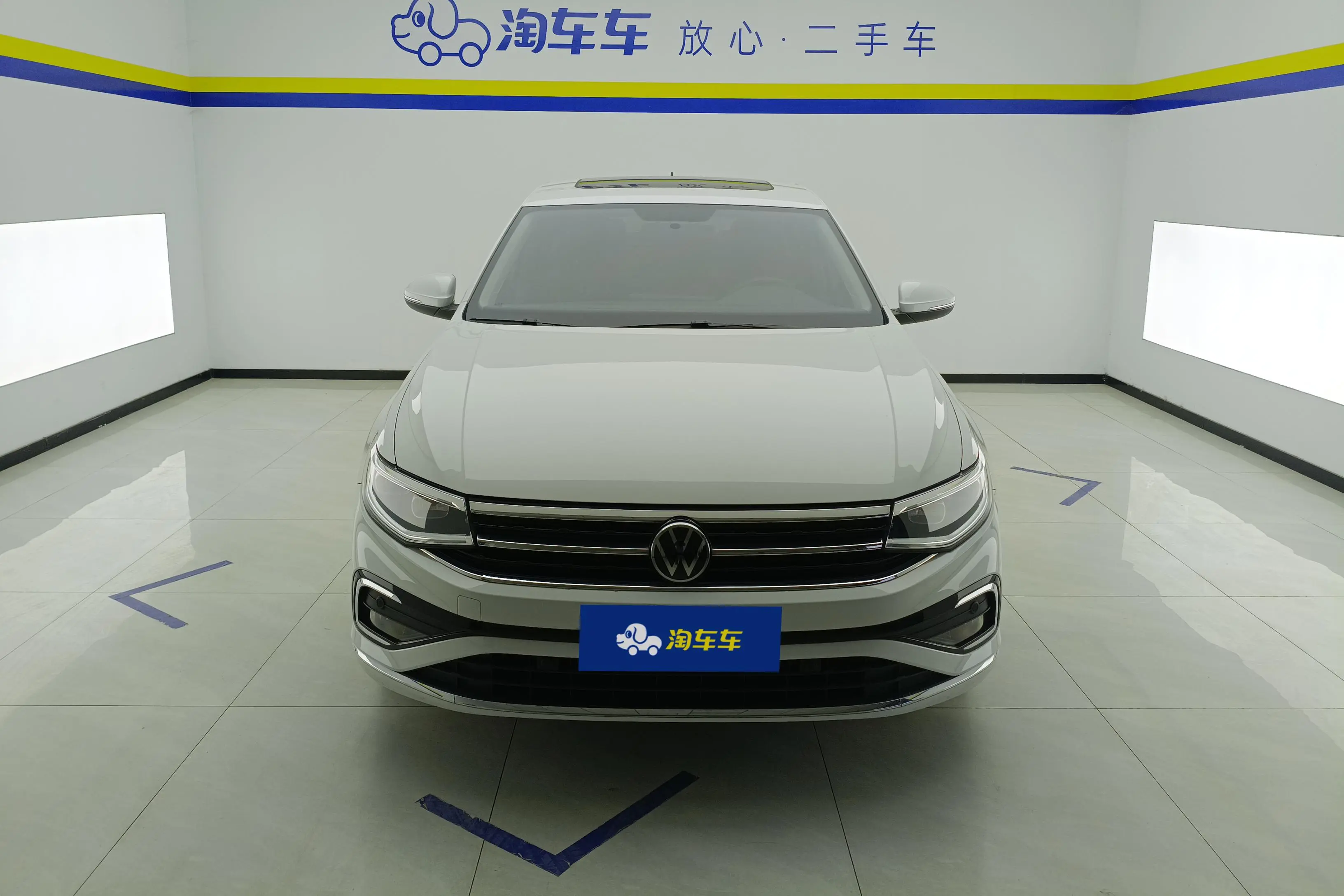 Volkswagen Bora  из Китая