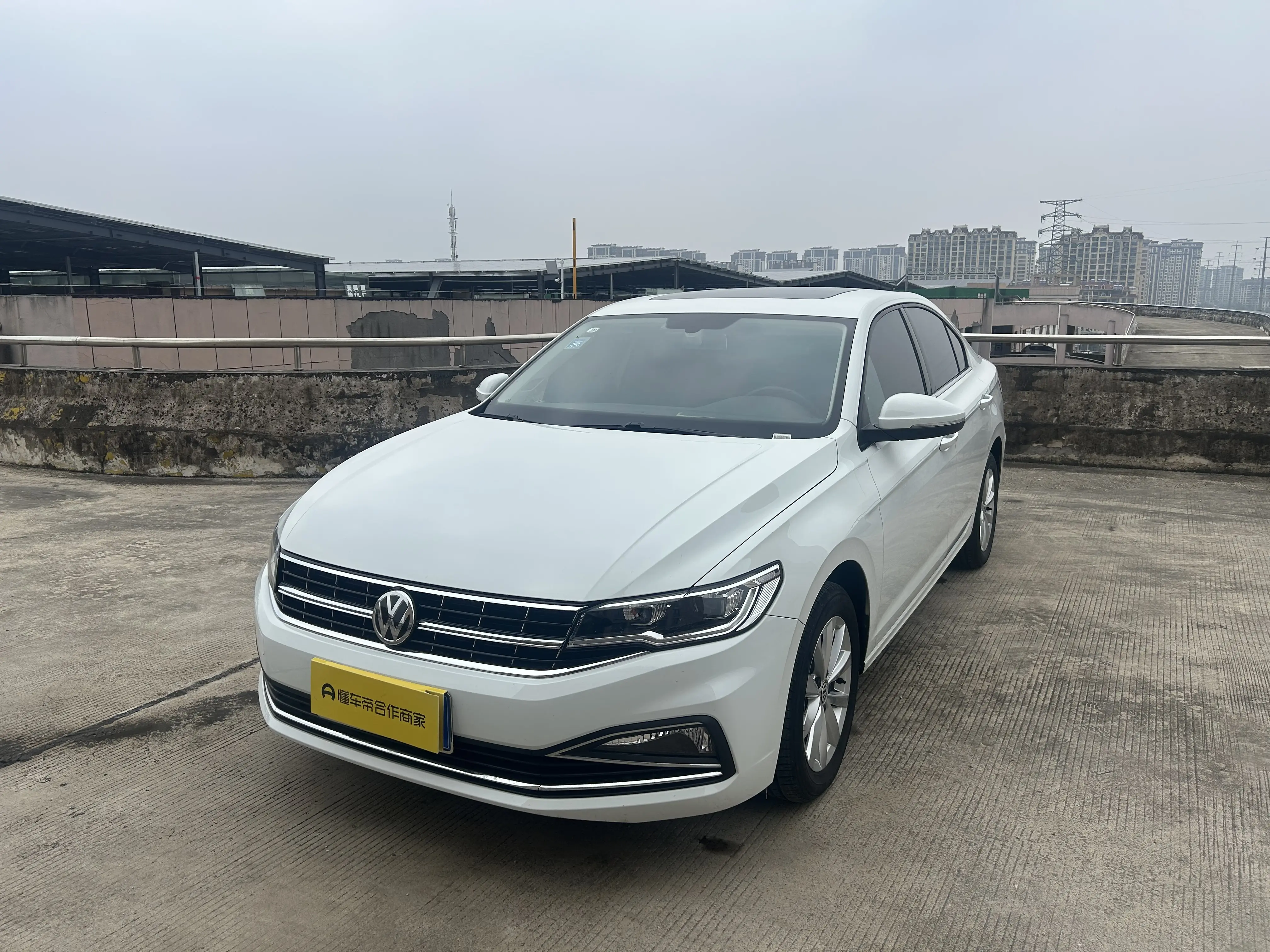 Volkswagen Bora  из Китая