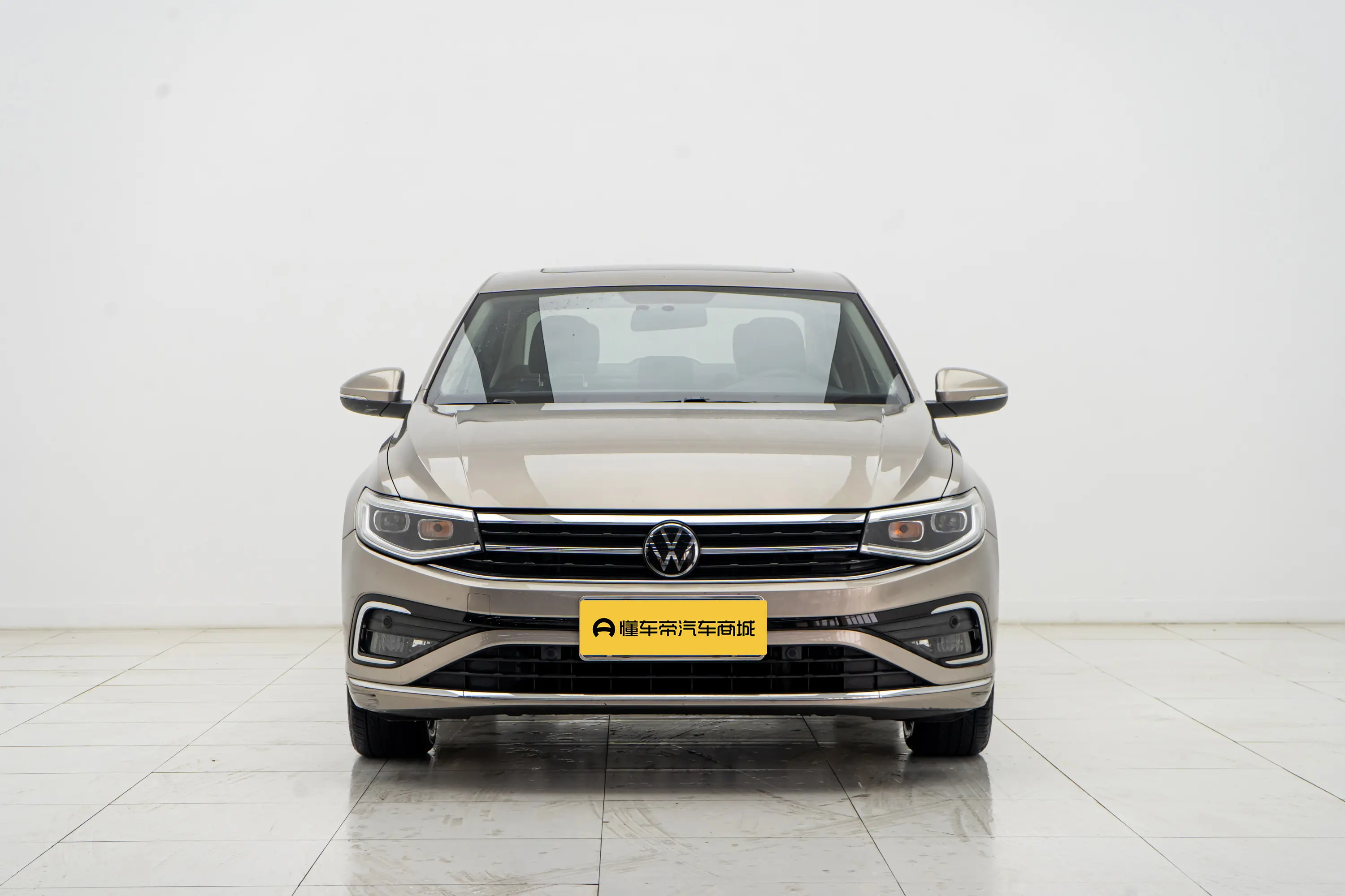 Volkswagen Bora  из Китая