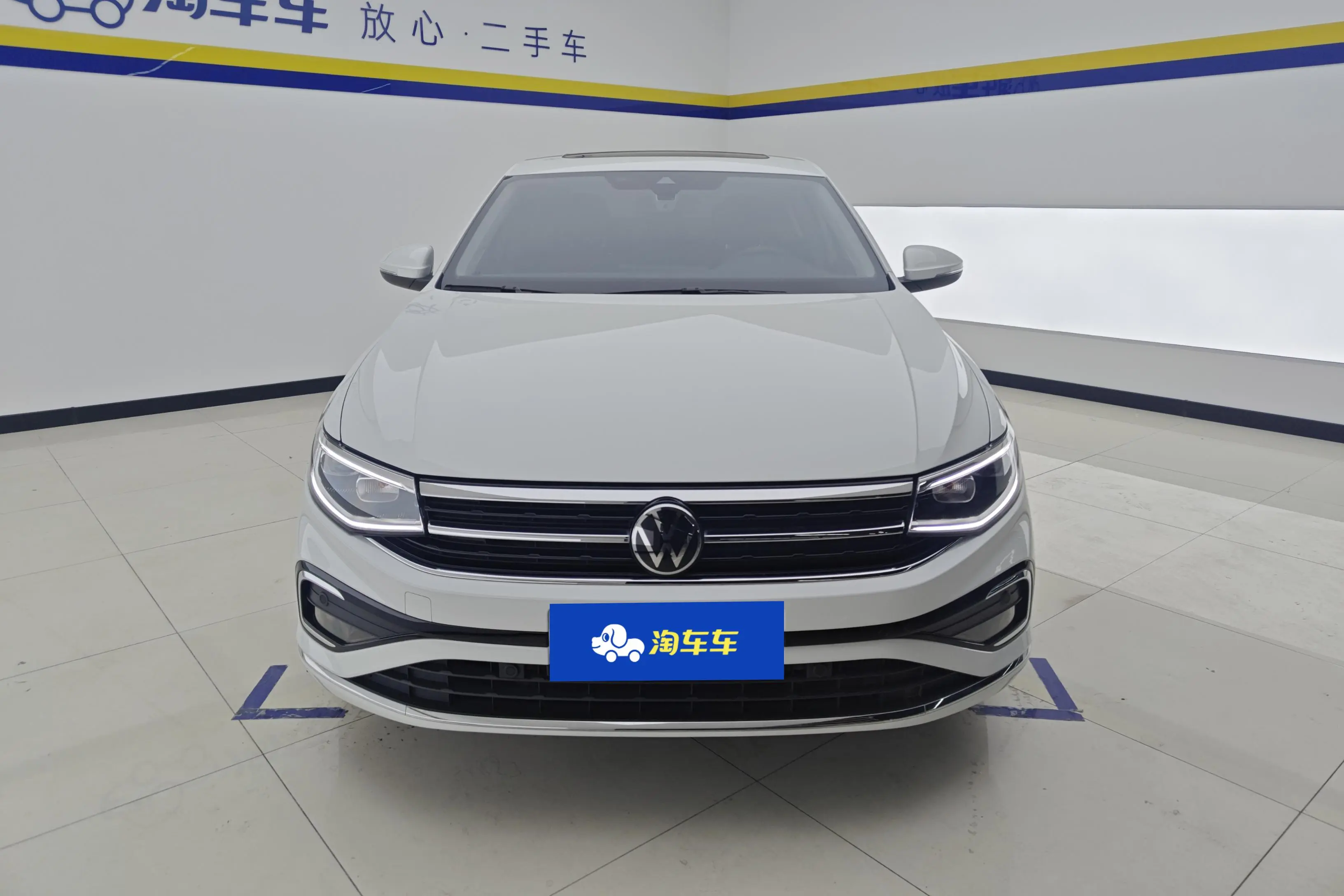 Volkswagen Bora  из Китая