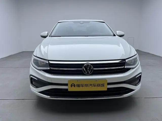 Volkswagen Bora  из Китая