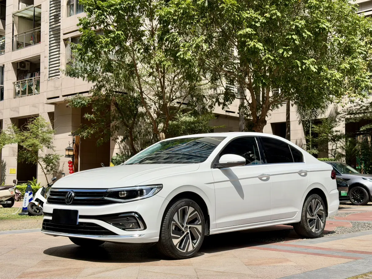 Volkswagen Bora  из Китая