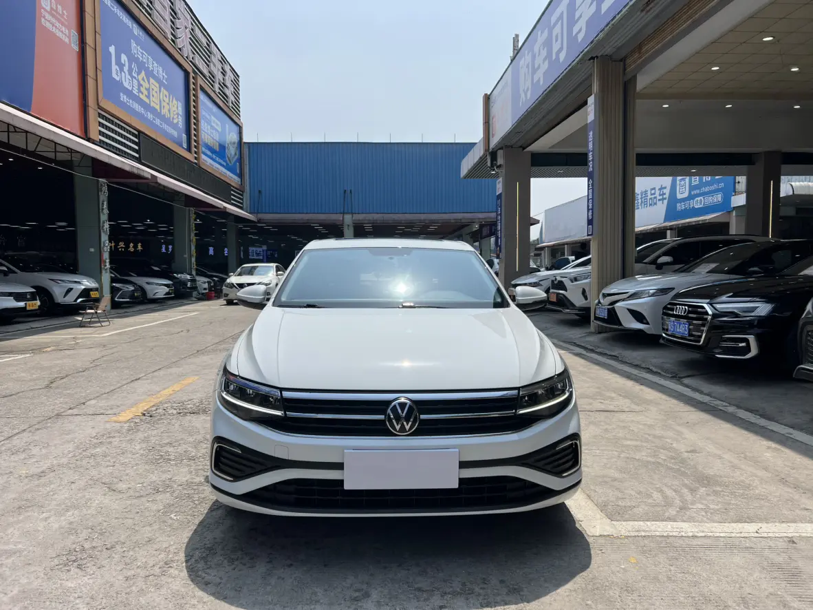 Volkswagen Bora  из Китая