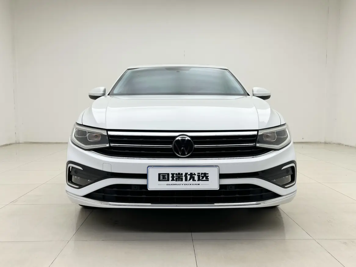 Volkswagen Bora  из Китая