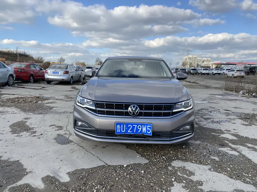 Volkswagen Bora  из Китая