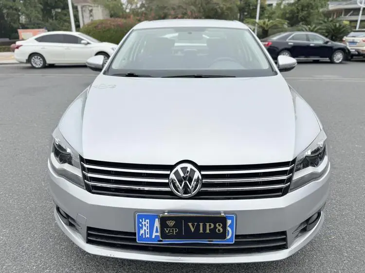 Volkswagen Bora  из Китая