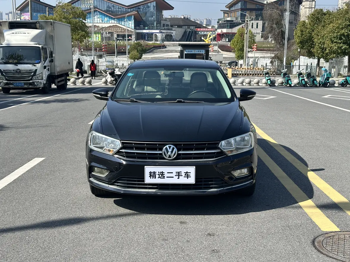 Volkswagen Bora  из Китая