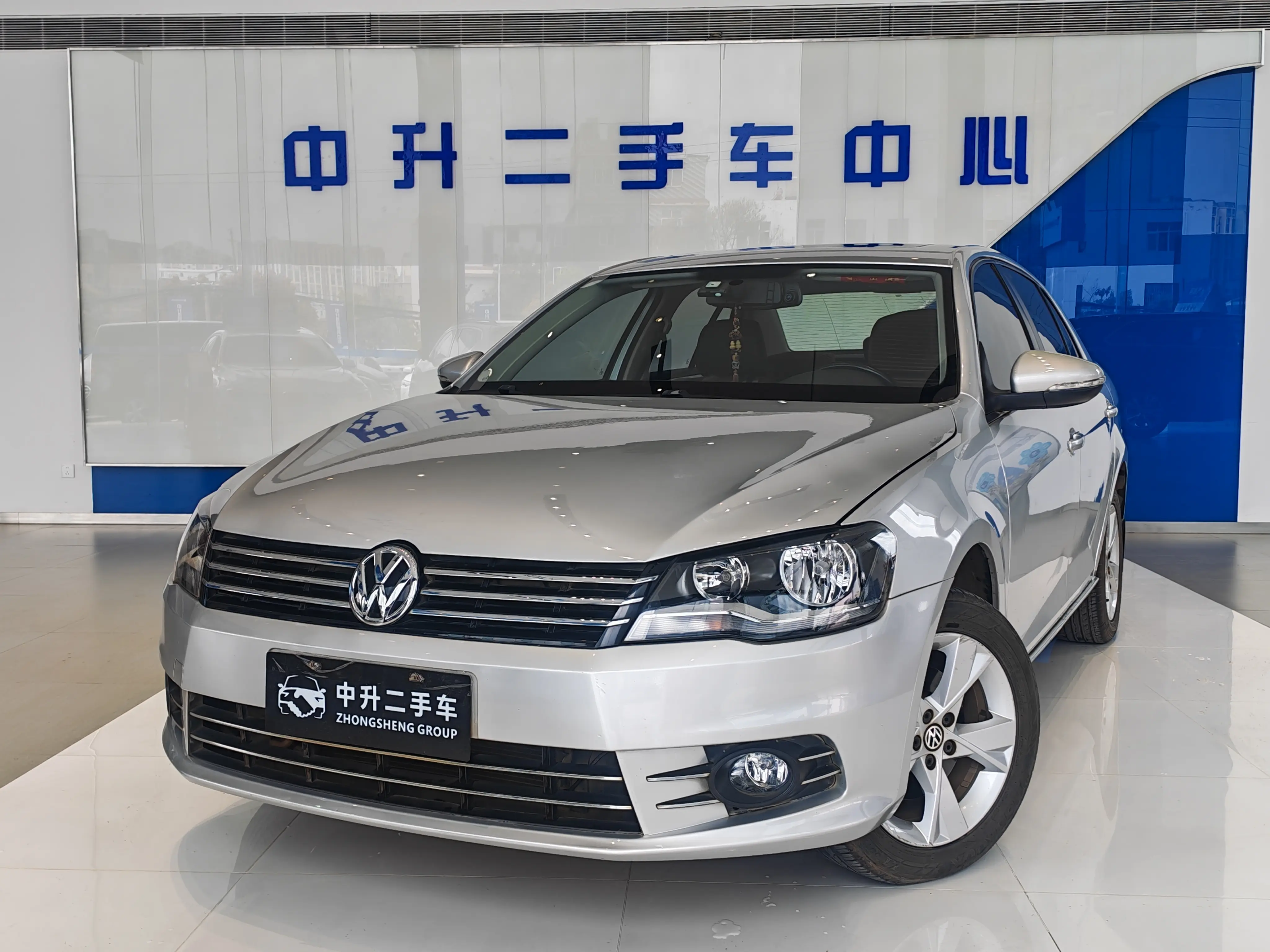 Volkswagen Bora  из Китая