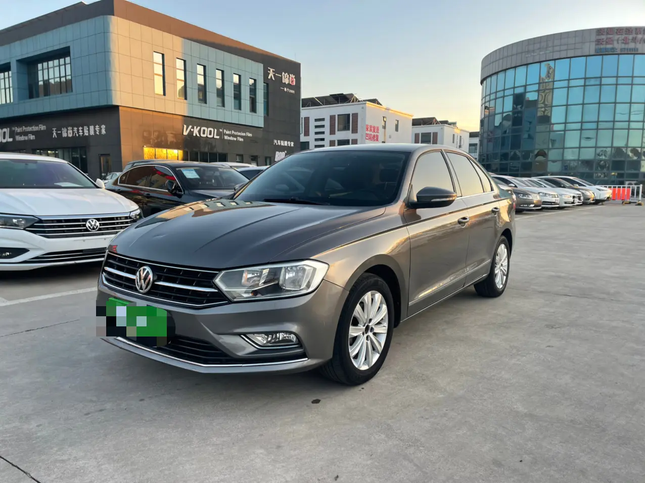 Volkswagen Bora  из Китая