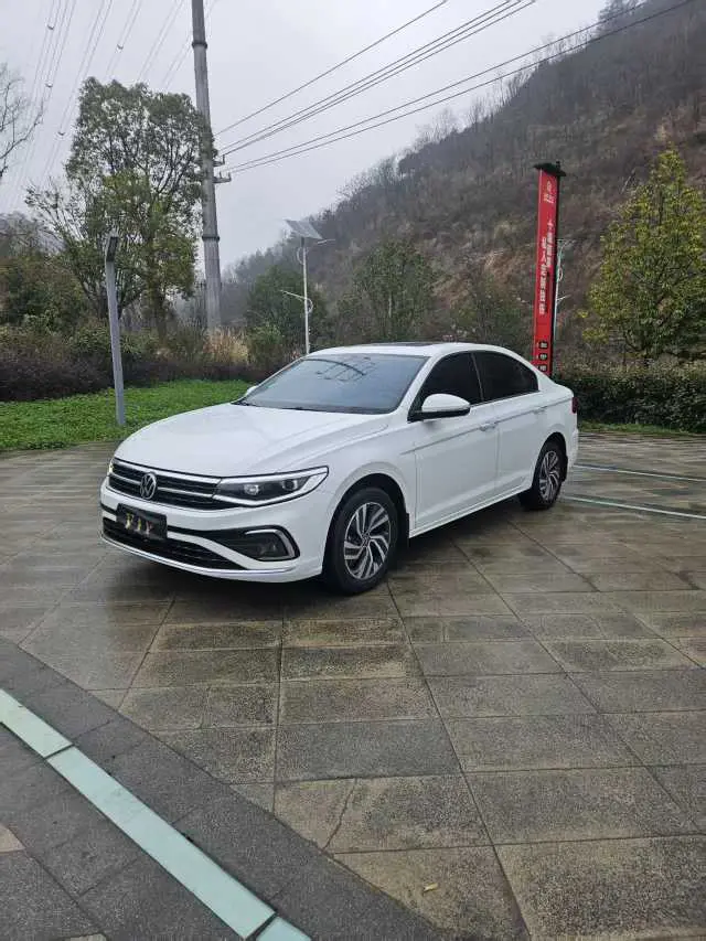 Volkswagen Bora  из Китая